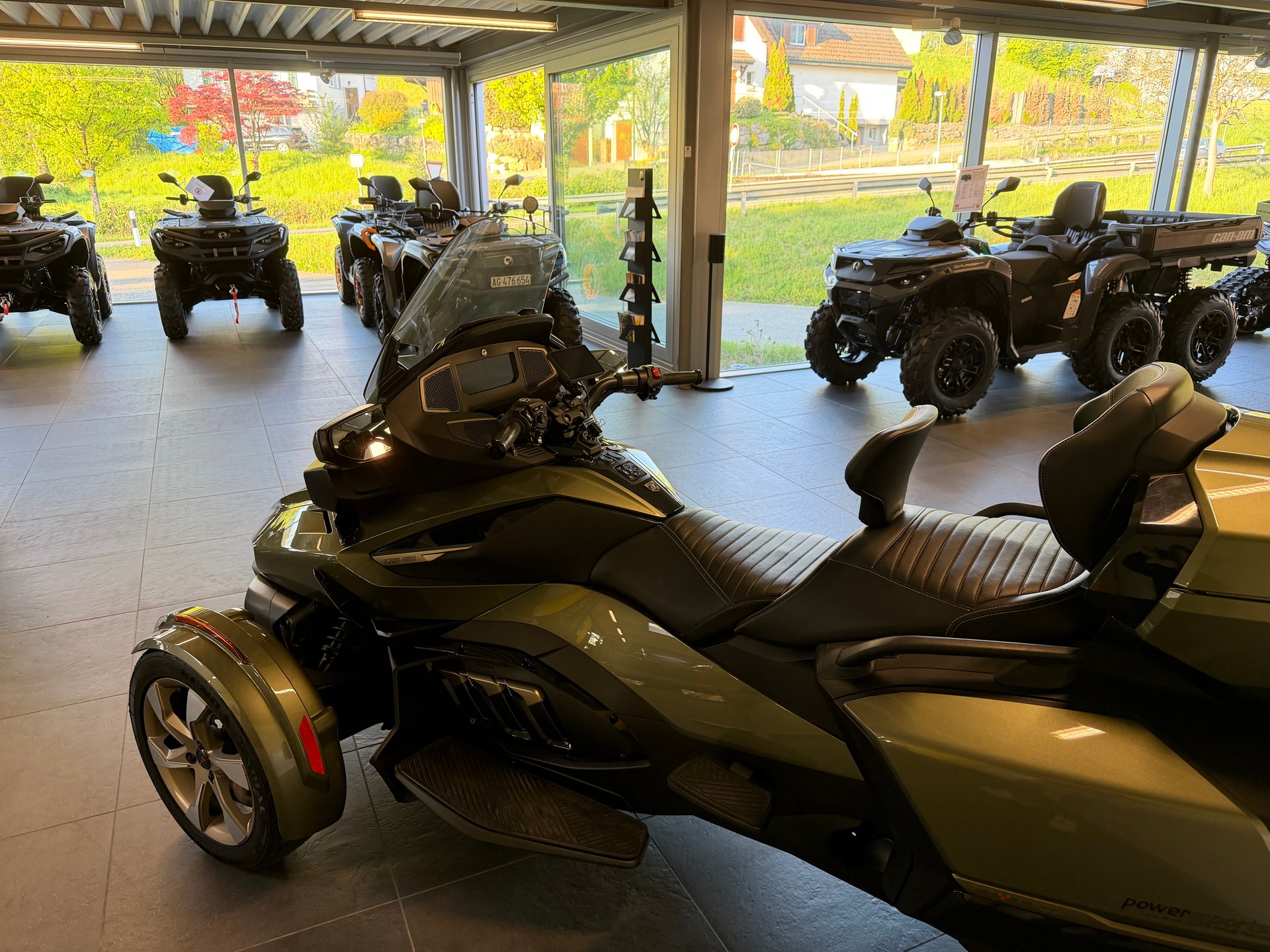 CAN-AM Spyder RT-LTD Sea Sky Edition SE6-image-7
