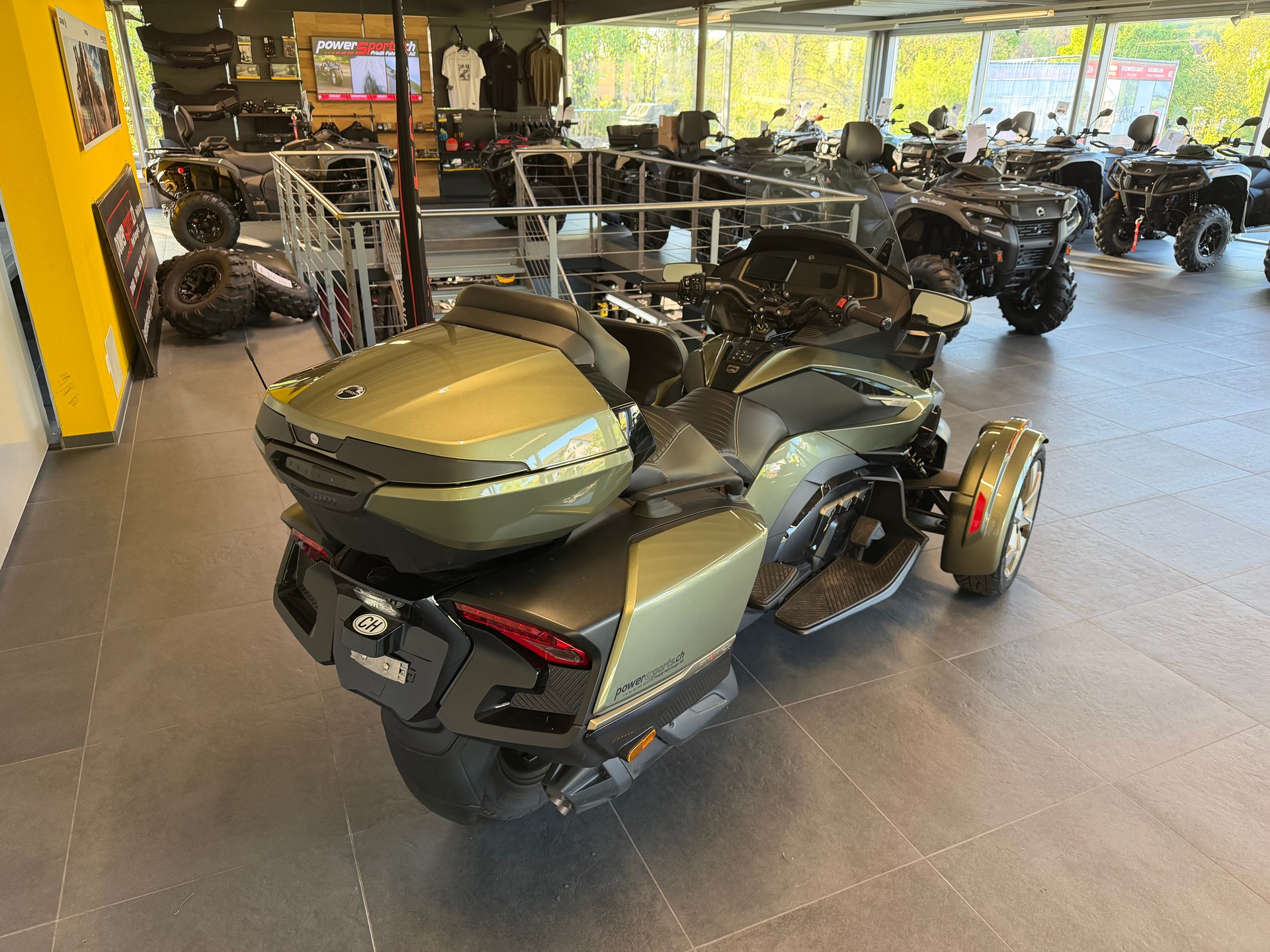 CAN-AM Spyder RT-LTD Sea Sky Edition SE6-image-9