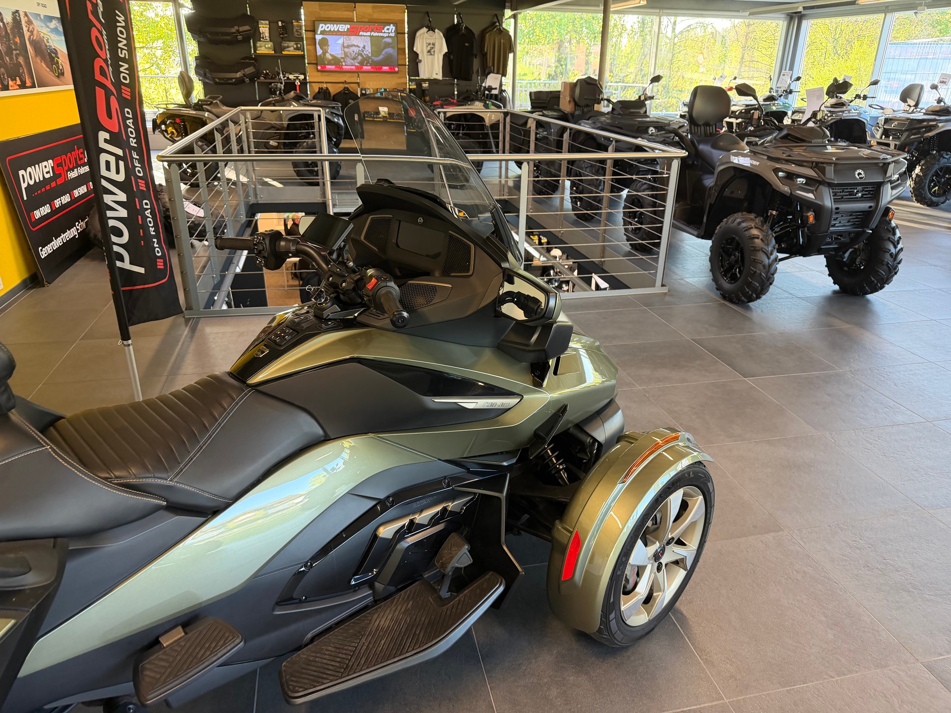 CAN-AM Spyder RT-LTD Sea Sky Edition SE6-image-11