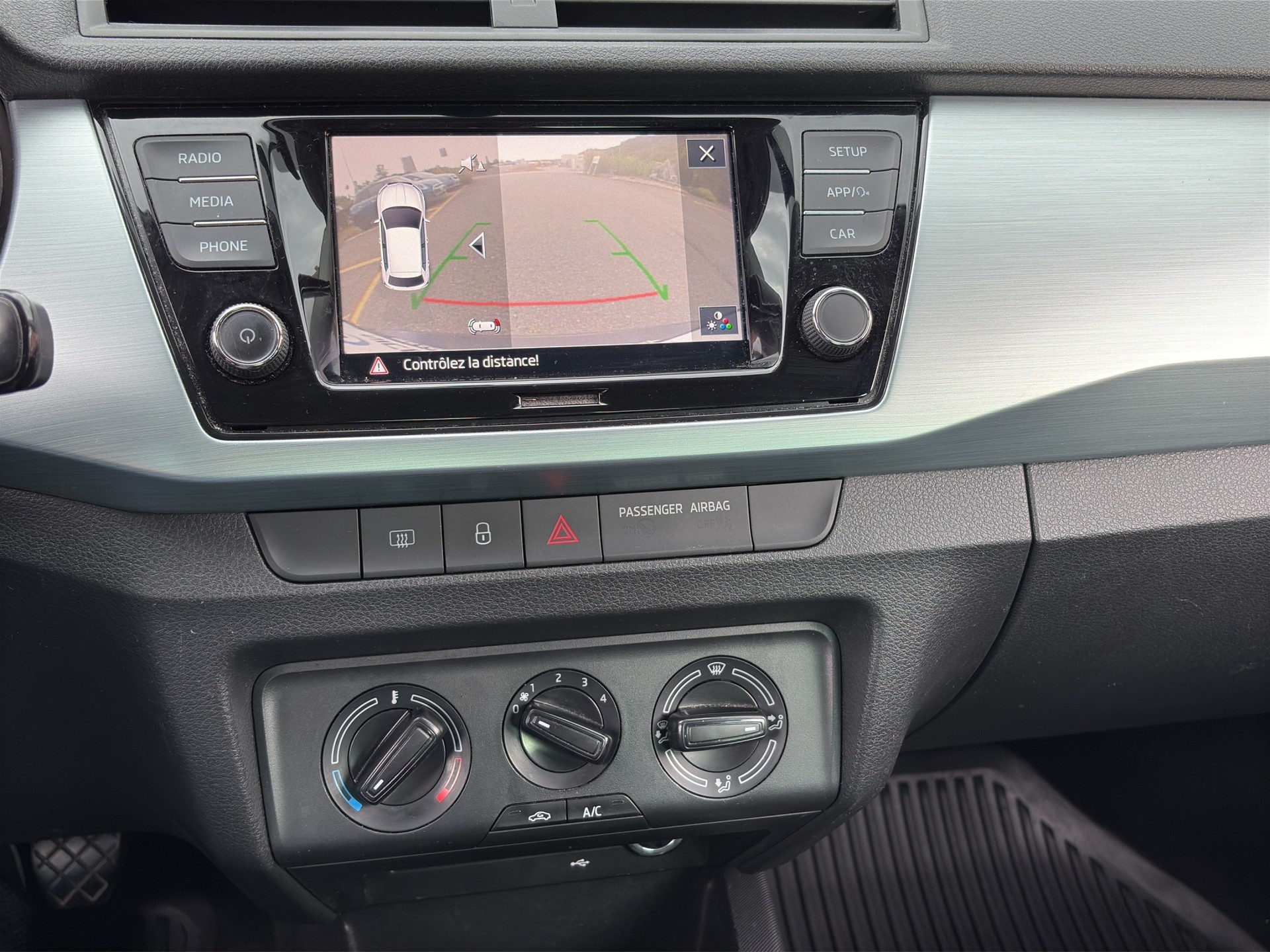 SKODA Fabia 1.0 TSI Ambition-image-10