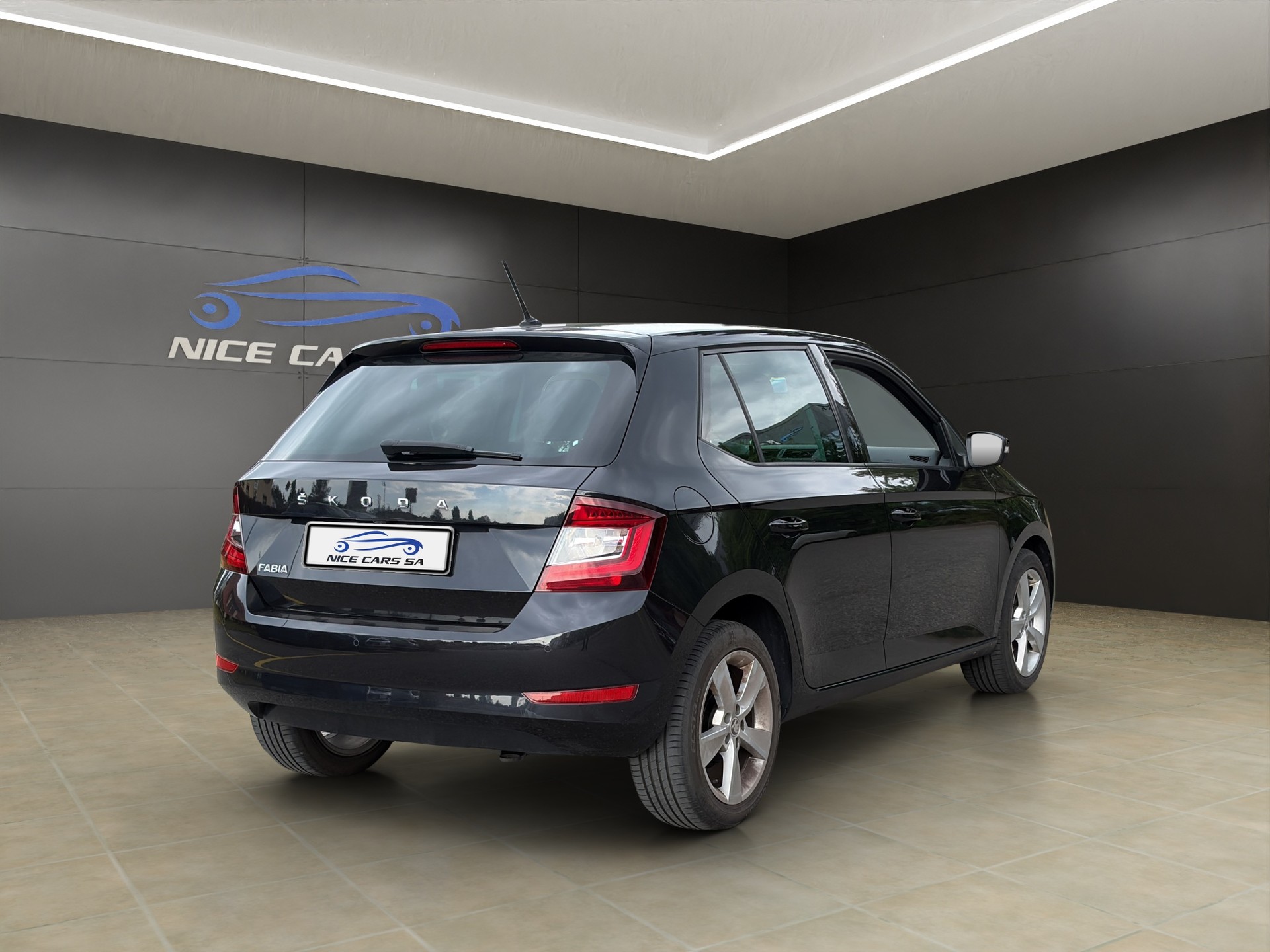 SKODA Fabia 1.0 TSI Ambition-image-7