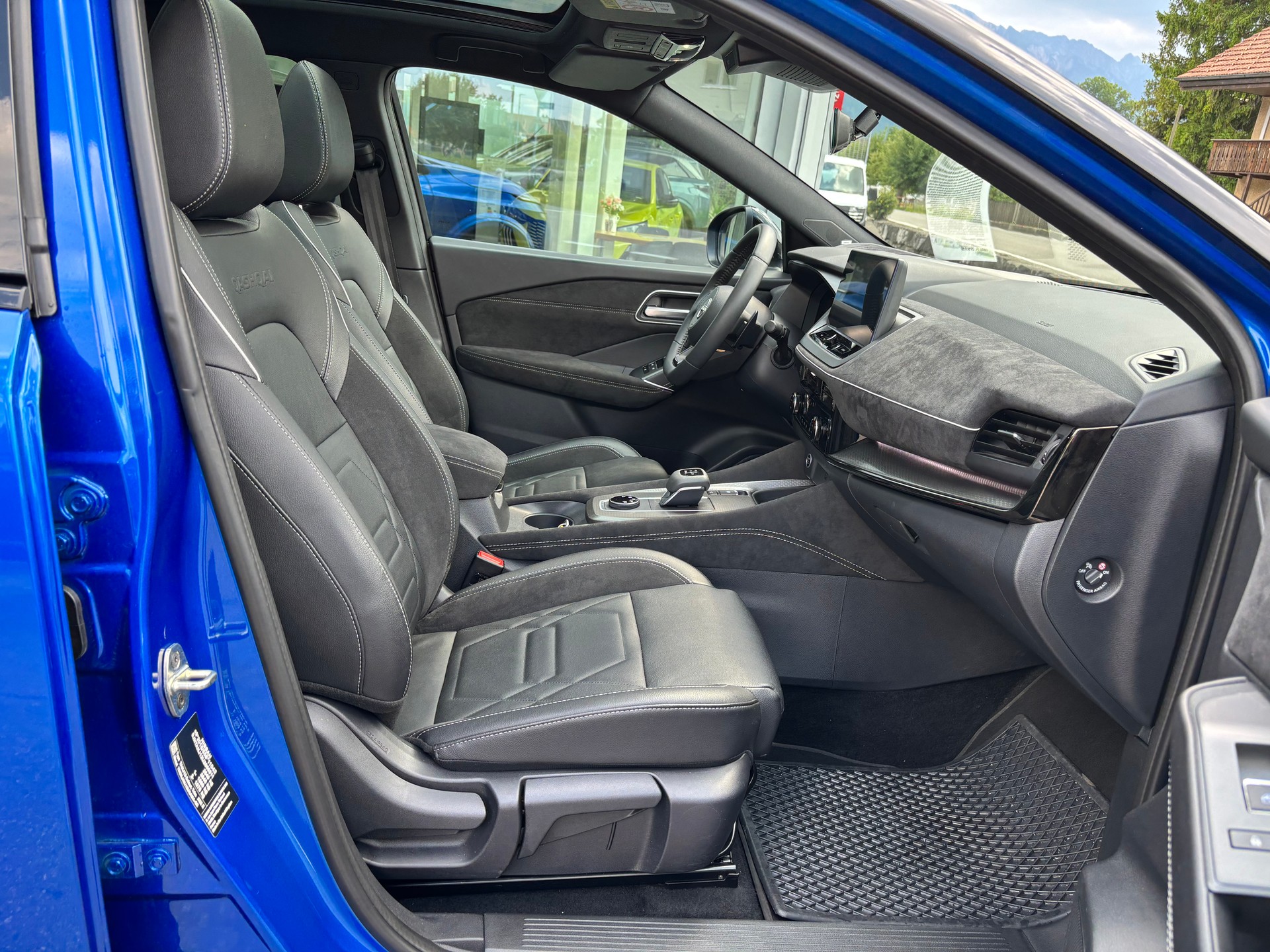 NISSAN Qashqai 1.3 MHEV N-Design 4x4-image-7