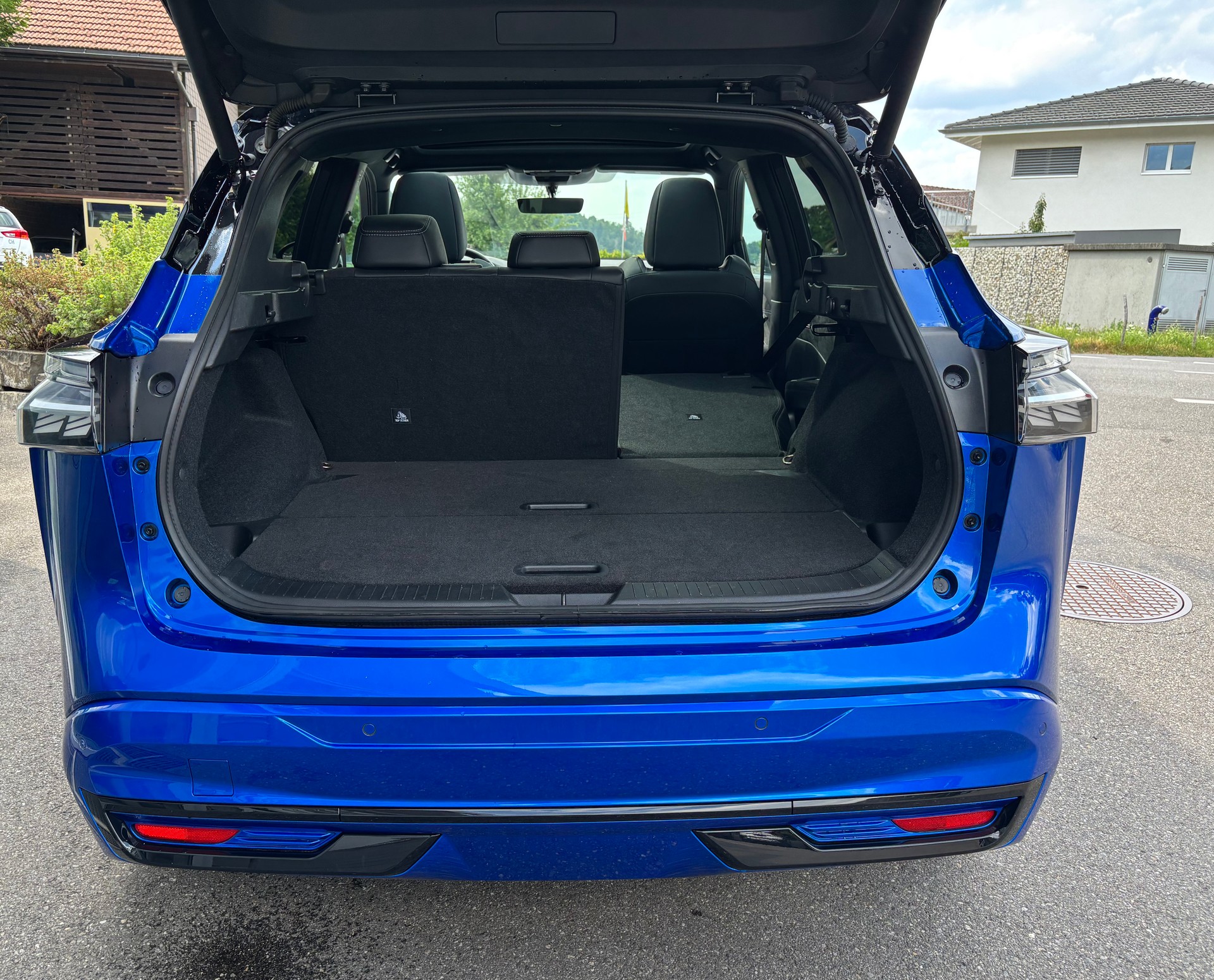 NISSAN Qashqai 1.3 MHEV N-Design 4x4-image-5