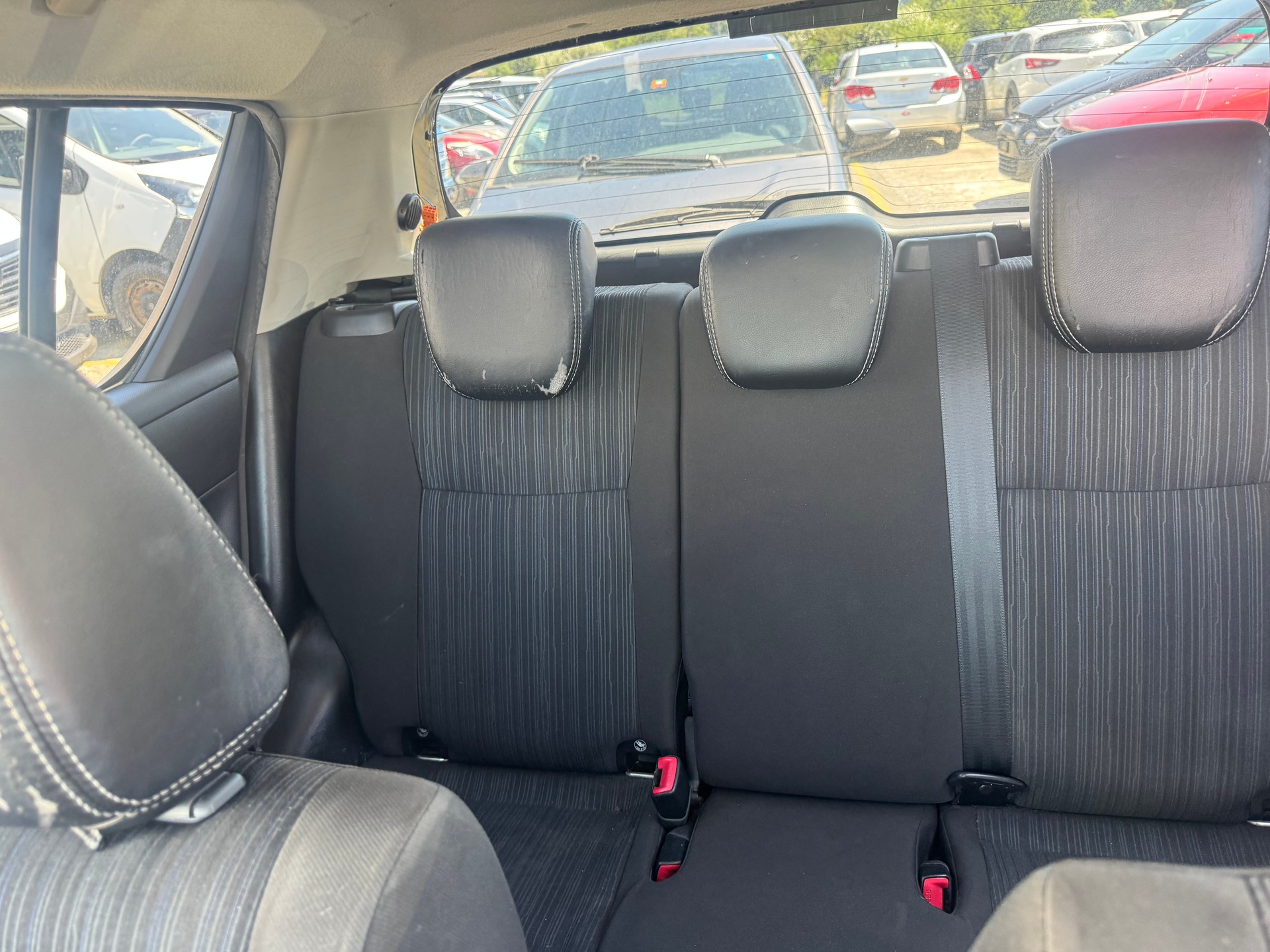 SUZUKI Swift 1.2i 16V GL Automatic-image-11