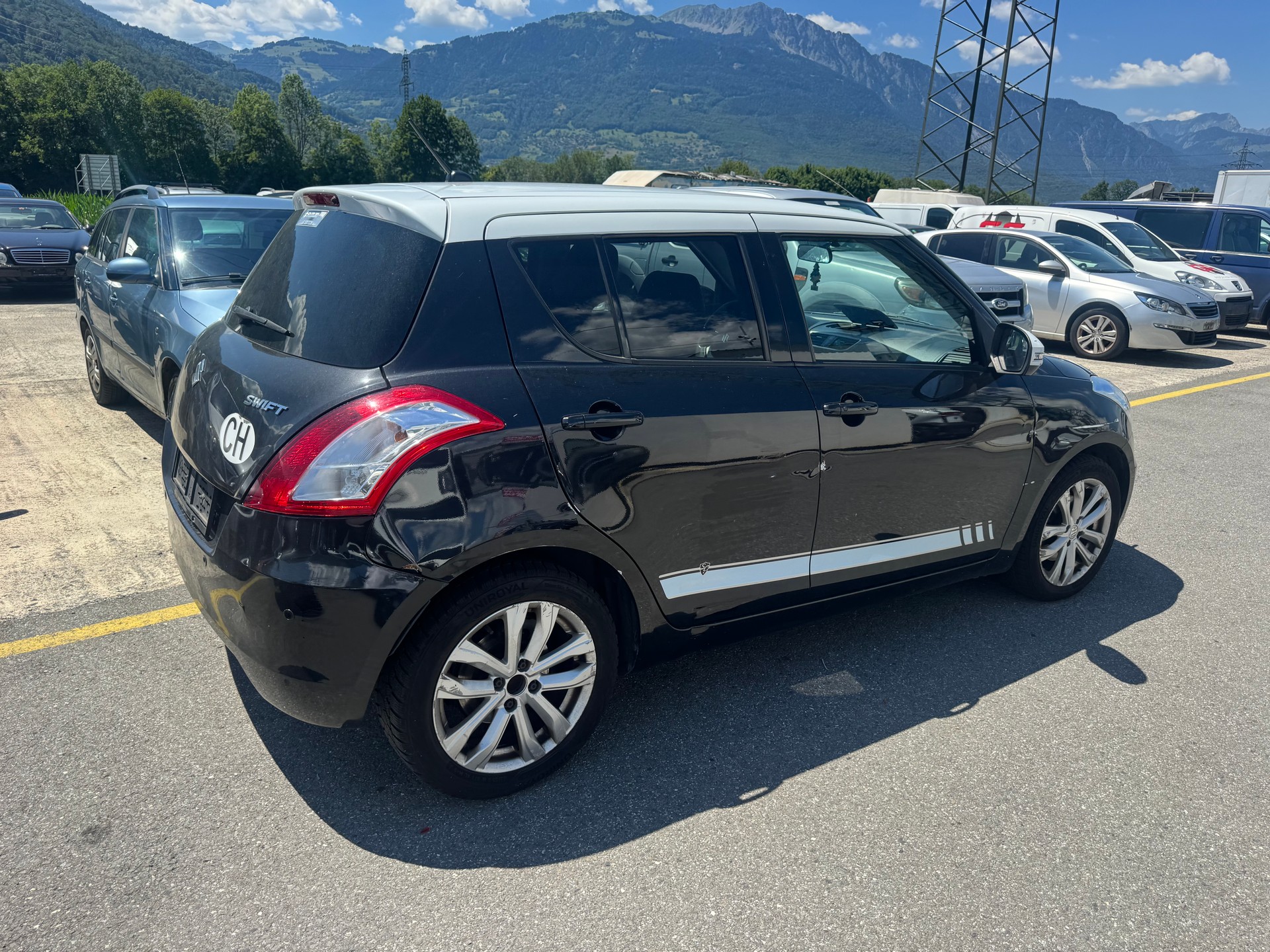 SUZUKI Swift 1.2i 16V GL Automatic-image-1