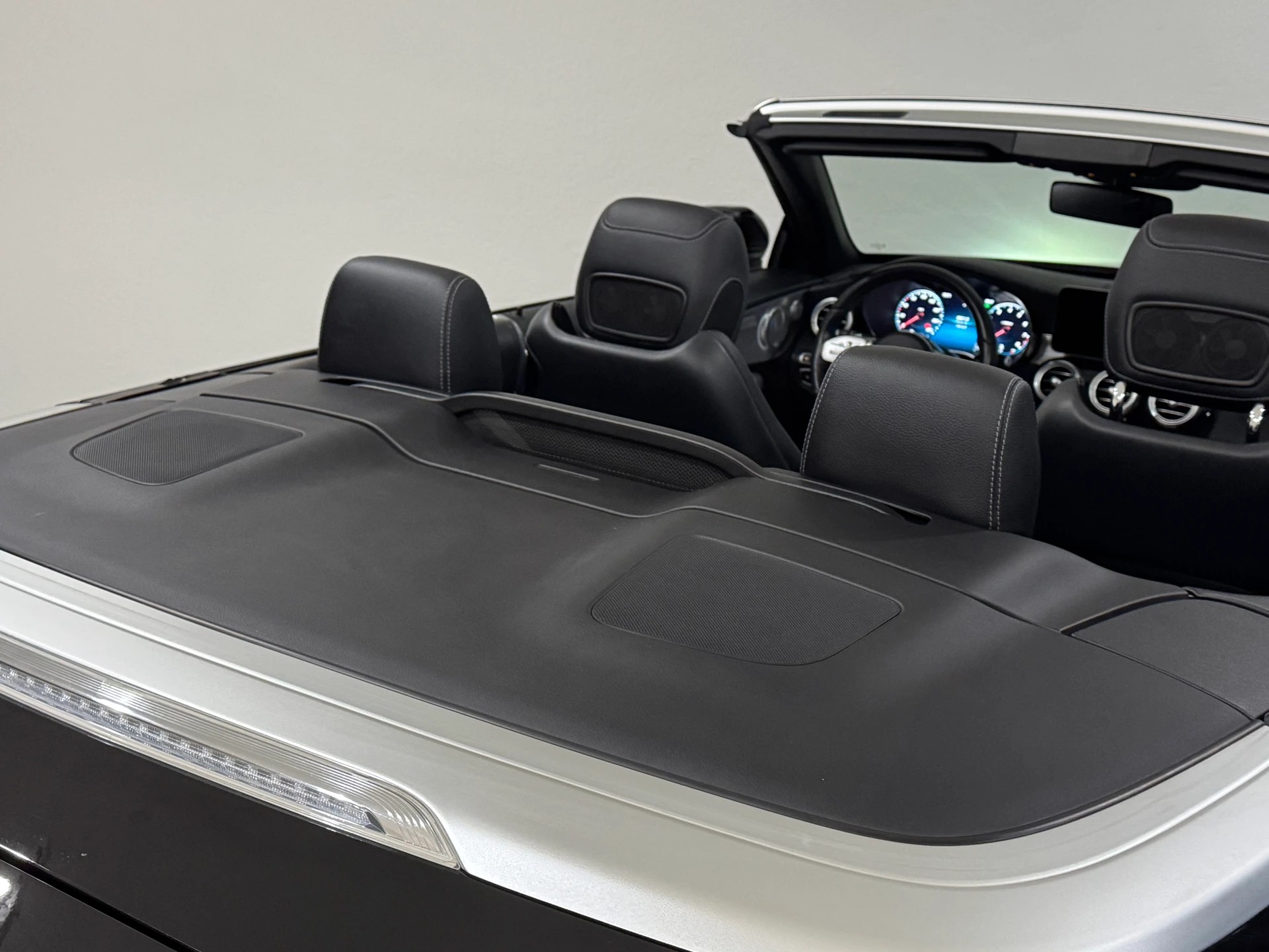 MERCEDES-BENZ MERCEDES-BENZ C 300 AMG Line Cabriolet 9G-Tronic | CH |-image-26