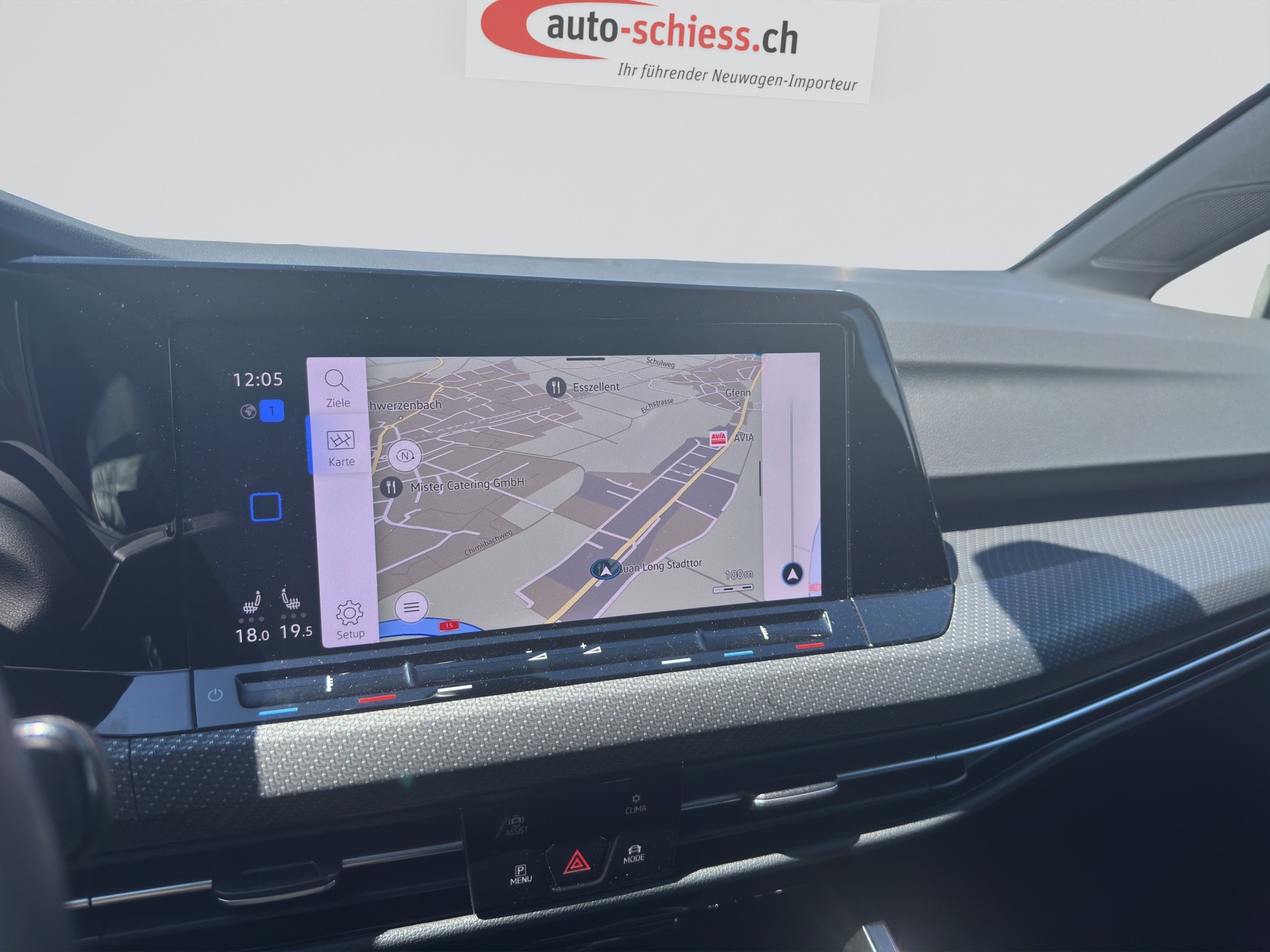 VW Golf 2.0 TSI R OPF DSG 4Motion-image-11