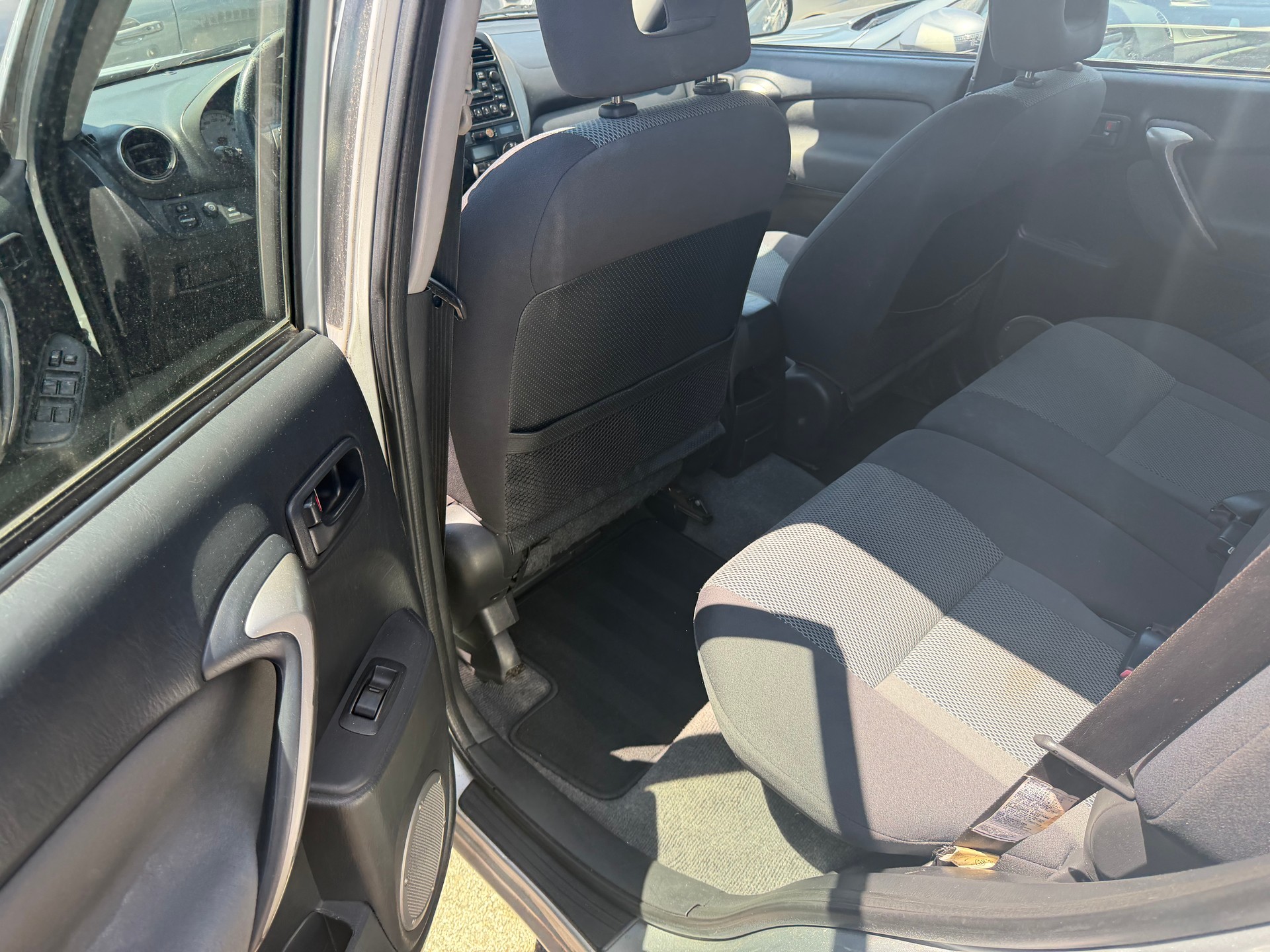 TOYOTA RAV-4 2.0 16V Linea Sol-image-5