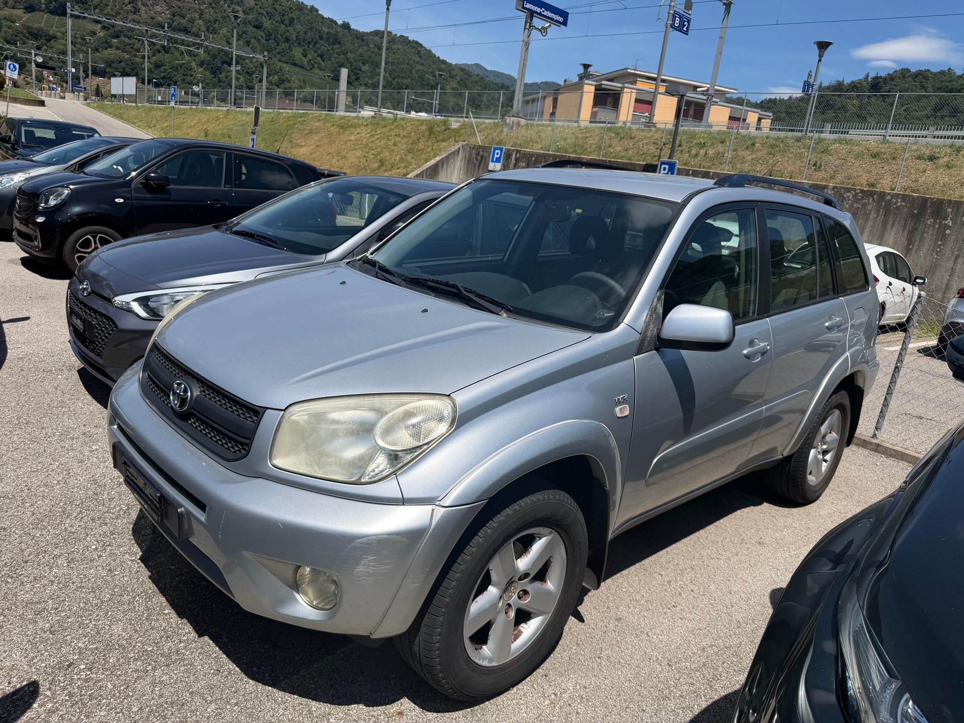 TOYOTA RAV-4 2.0 16V Linea Sol-image-0