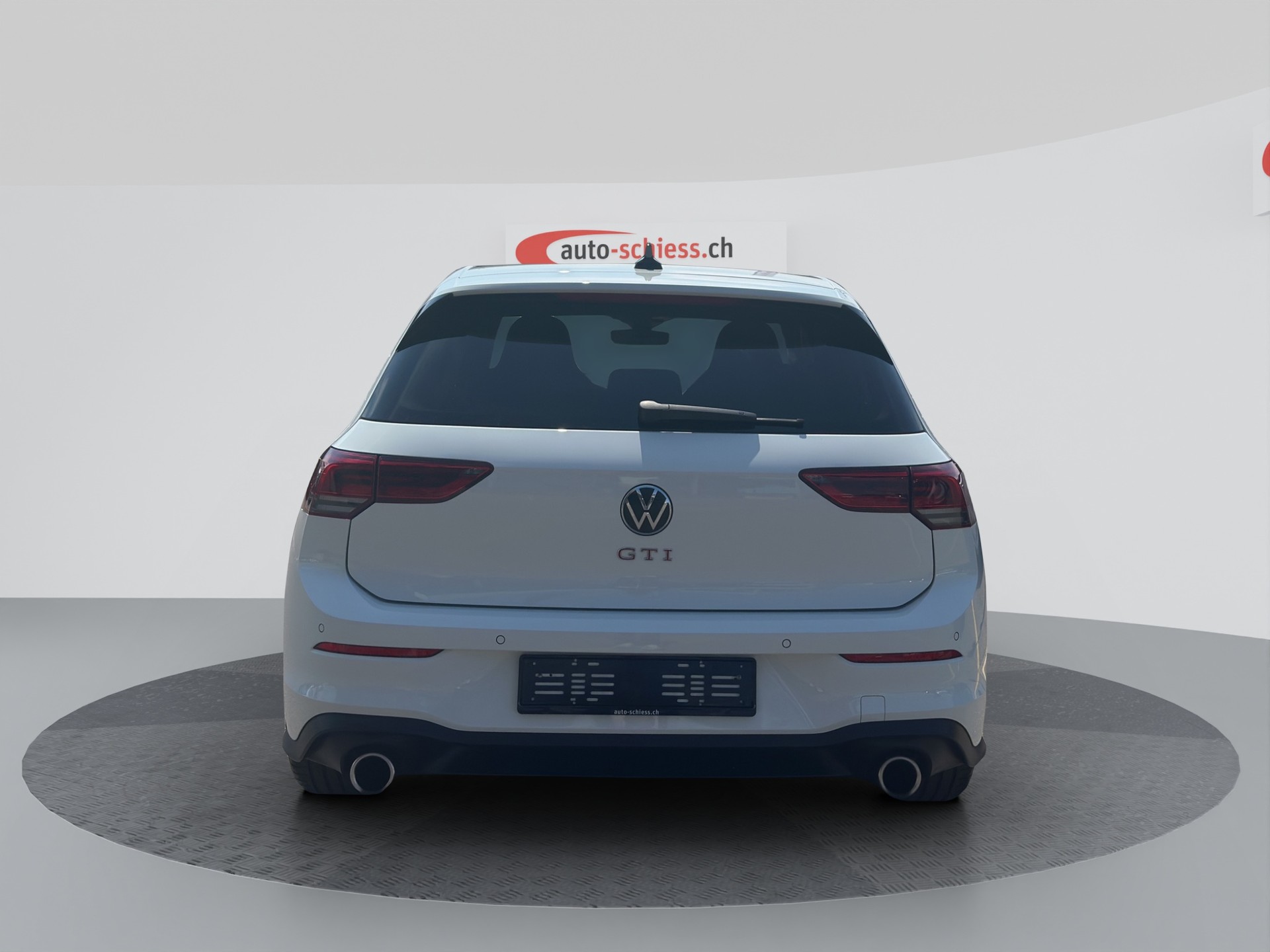 VW Golf GTI VIII LIM. 2.0 TSI DSG-image-3