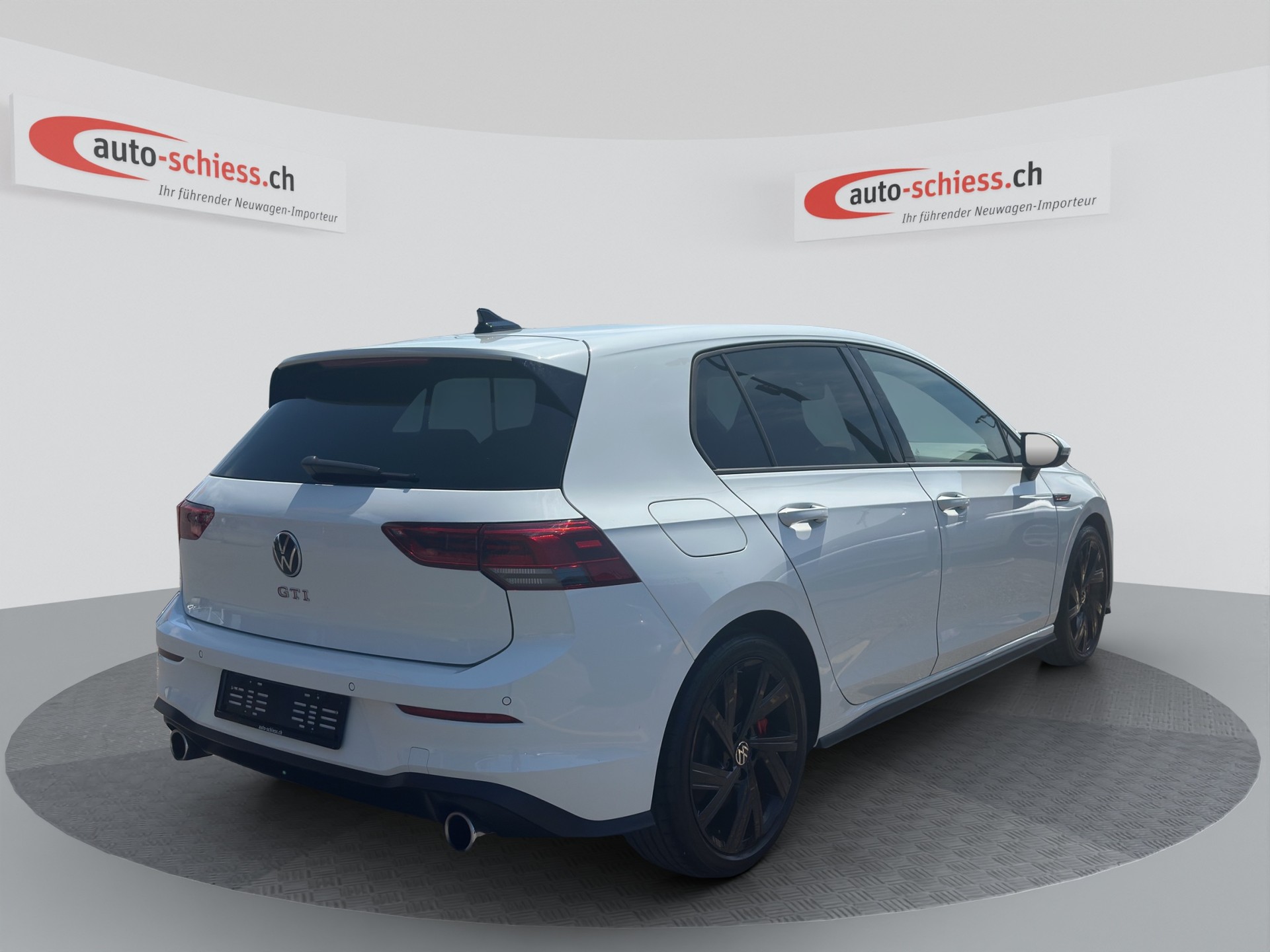 VW Golf GTI VIII LIM. 2.0 TSI DSG-image-5