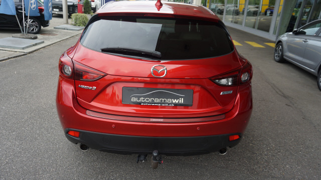 MAZDA 3 2.0 16V Revolution-image-6