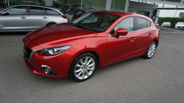 MAZDA 3 2.0 16V Revolution