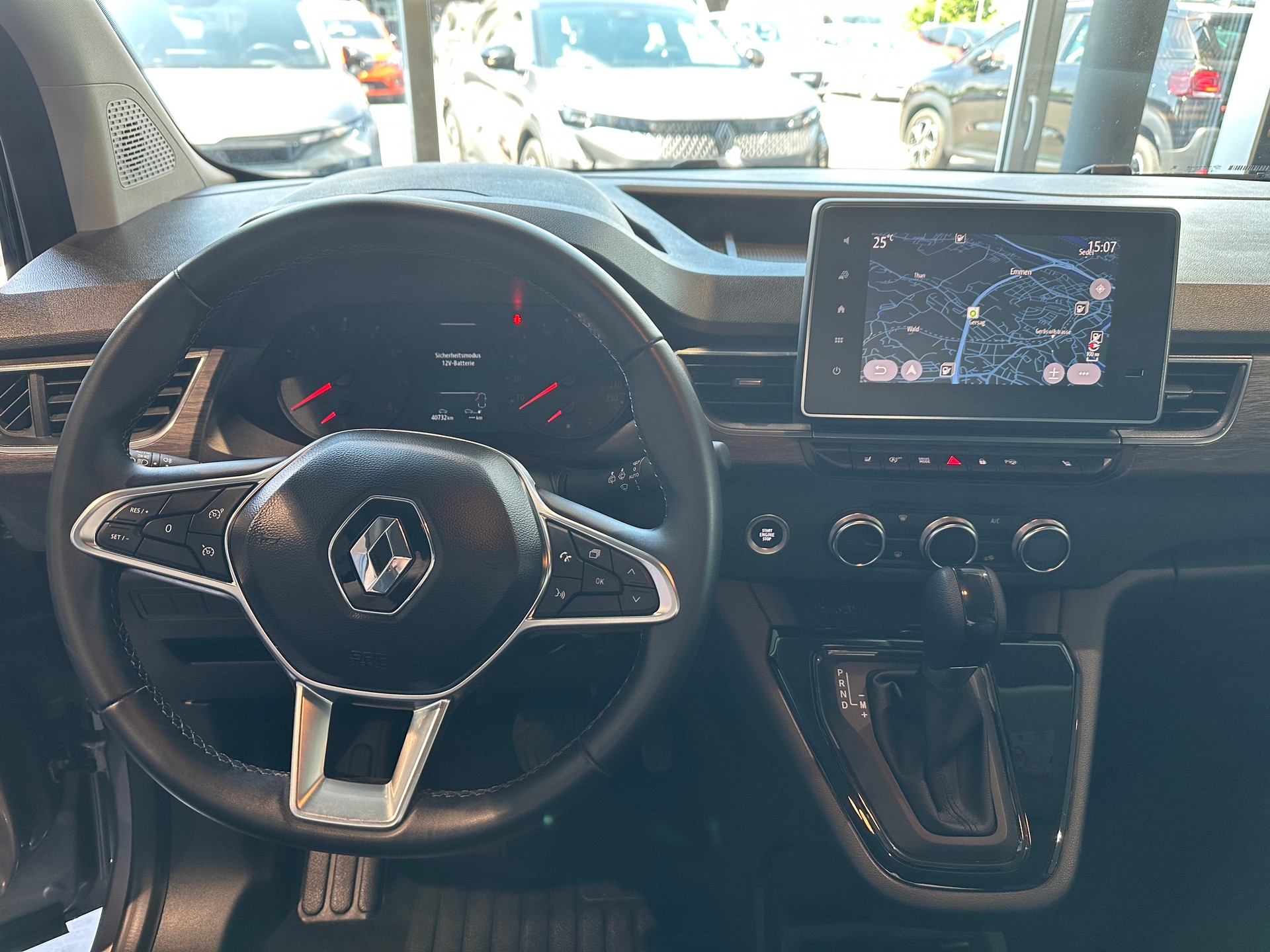 RENAULT Kangoo 1.3 TCe 130 PF Techno-image-12
