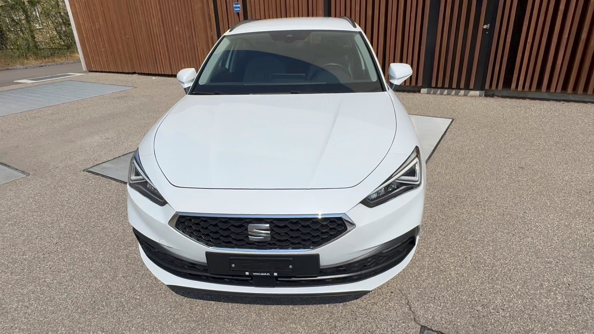 SEAT Leon ST 2.0 TDI EVO DSG Style-image-1