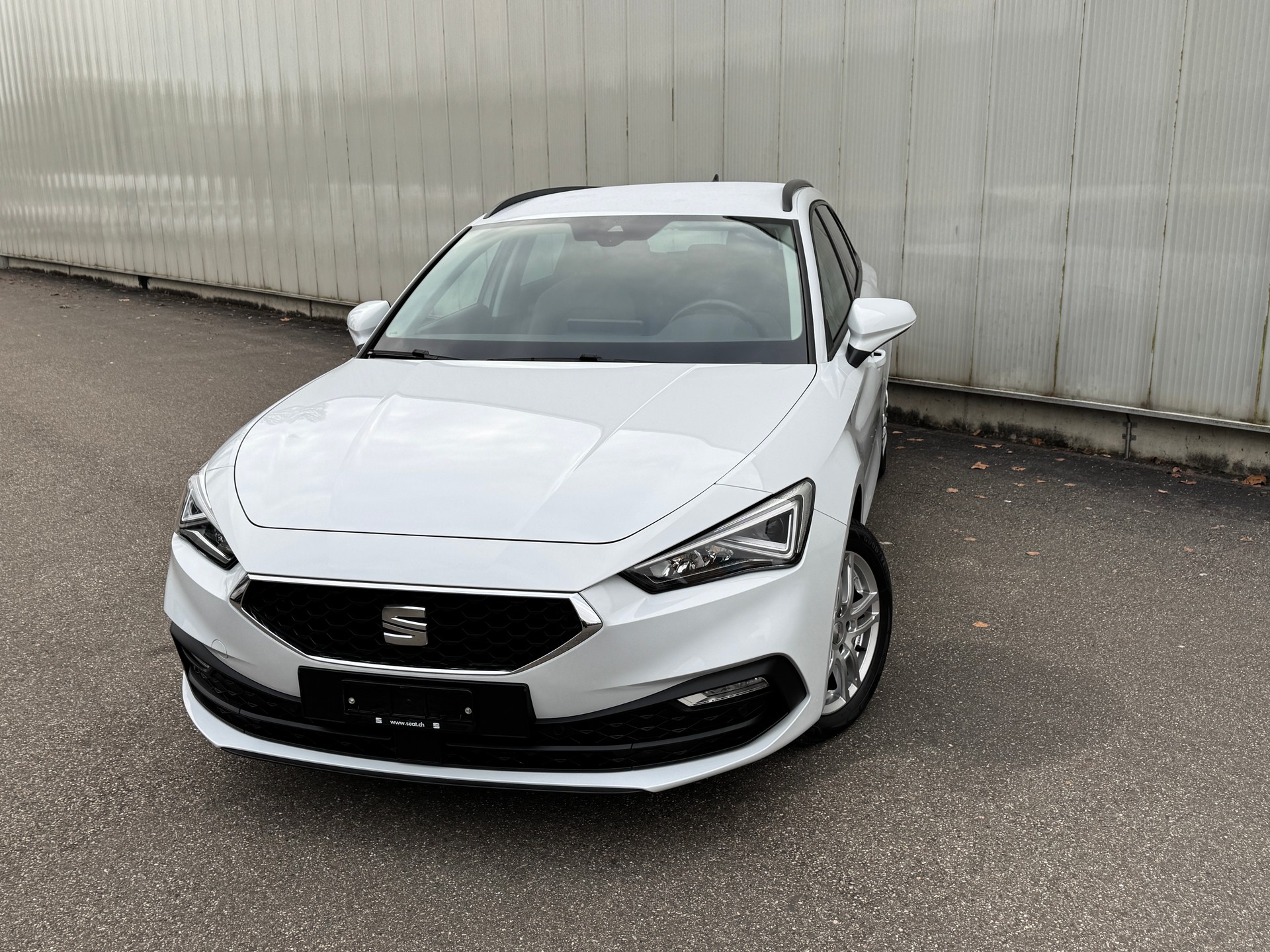 SEAT Leon ST 2.0 TDI EVO DSG Style-image-0