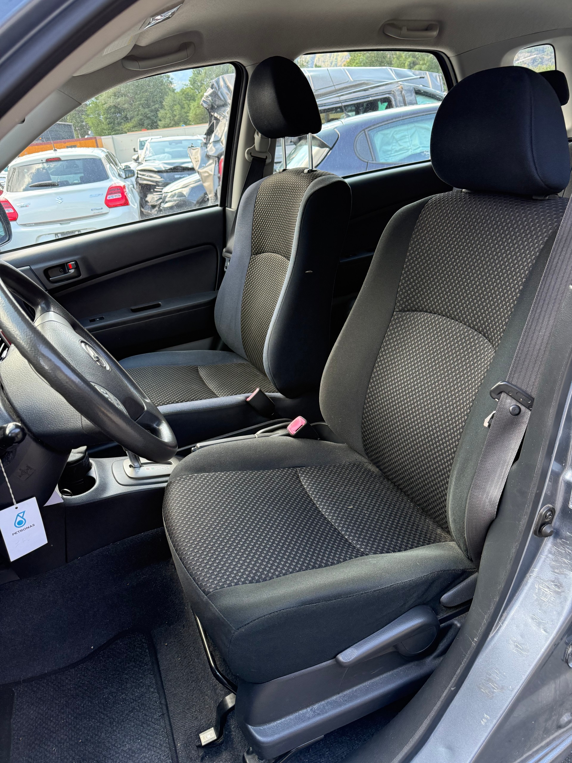 DAIHATSU Terios 1.5 16V 4WD Automatic-image-15