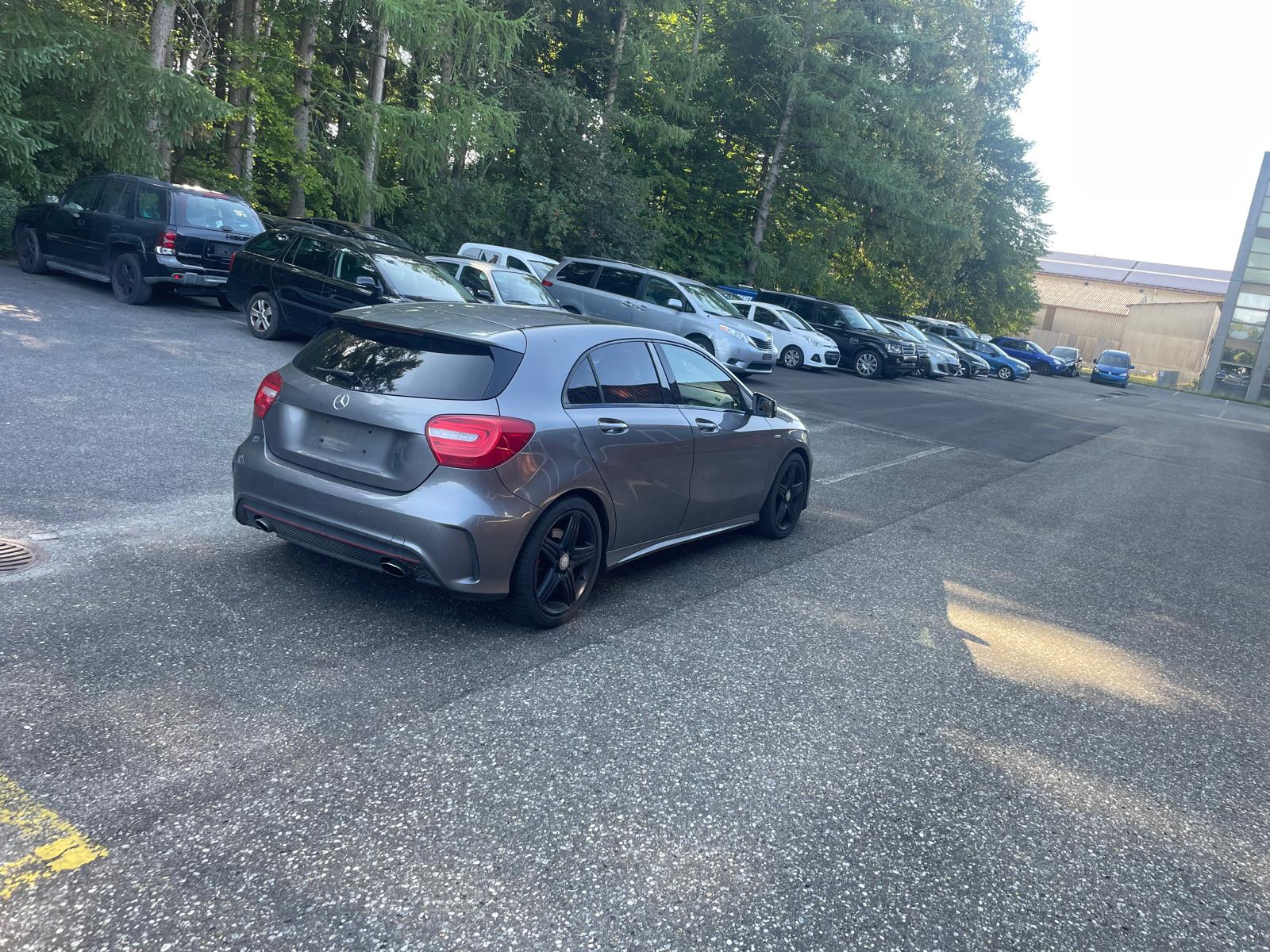MERCEDES-BENZ A 250 Sport 4Matic 7G-DCT-image-4