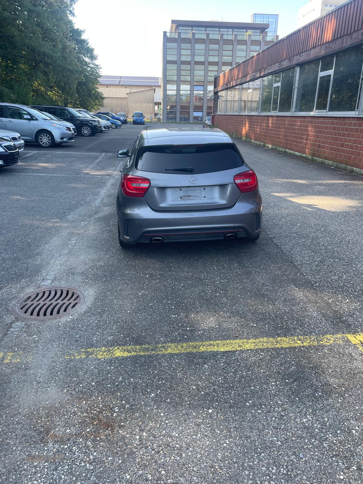 MERCEDES-BENZ A 250 Sport 4Matic 7G-DCT-image-5