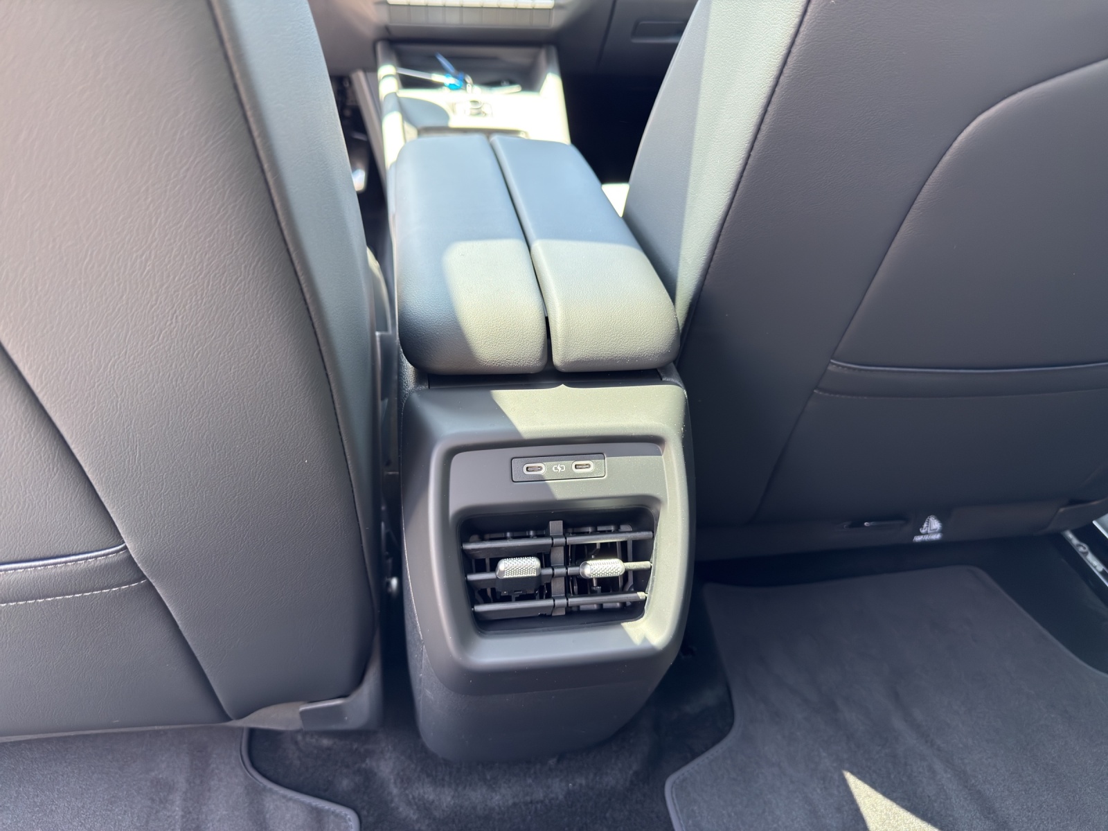 VW ID.3 Neo 79 kWh 231 PS Style-image-10