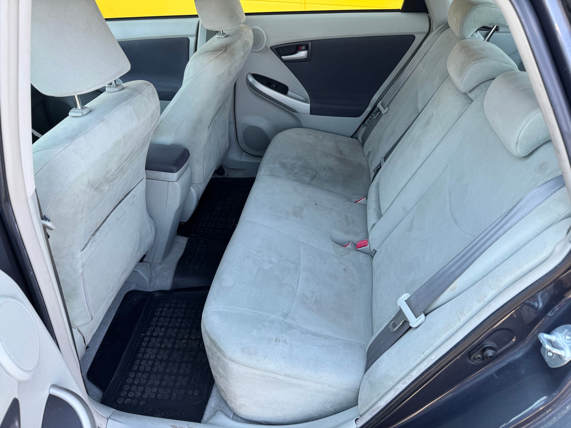 TOYOTA Prius 1.8 16V HSD Luna-image-10