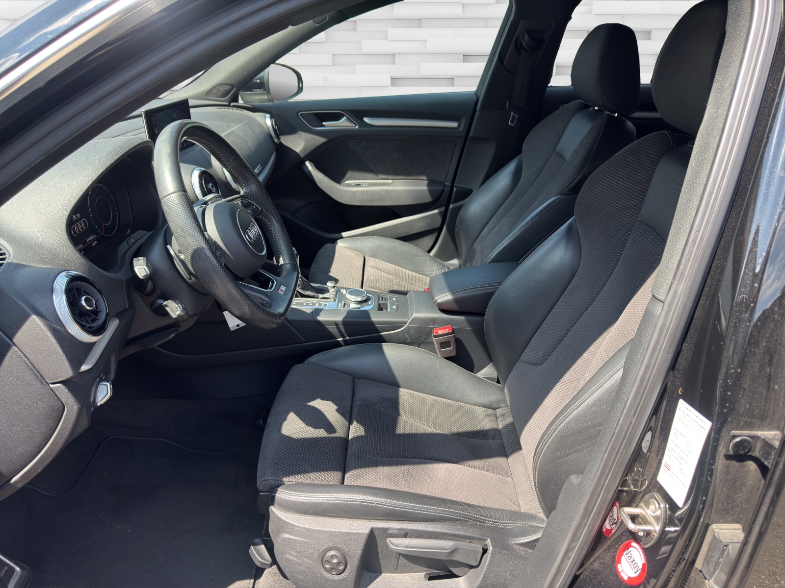 AUDI A3 Sportback 40 TFSI Sport S-tronic-image-8
