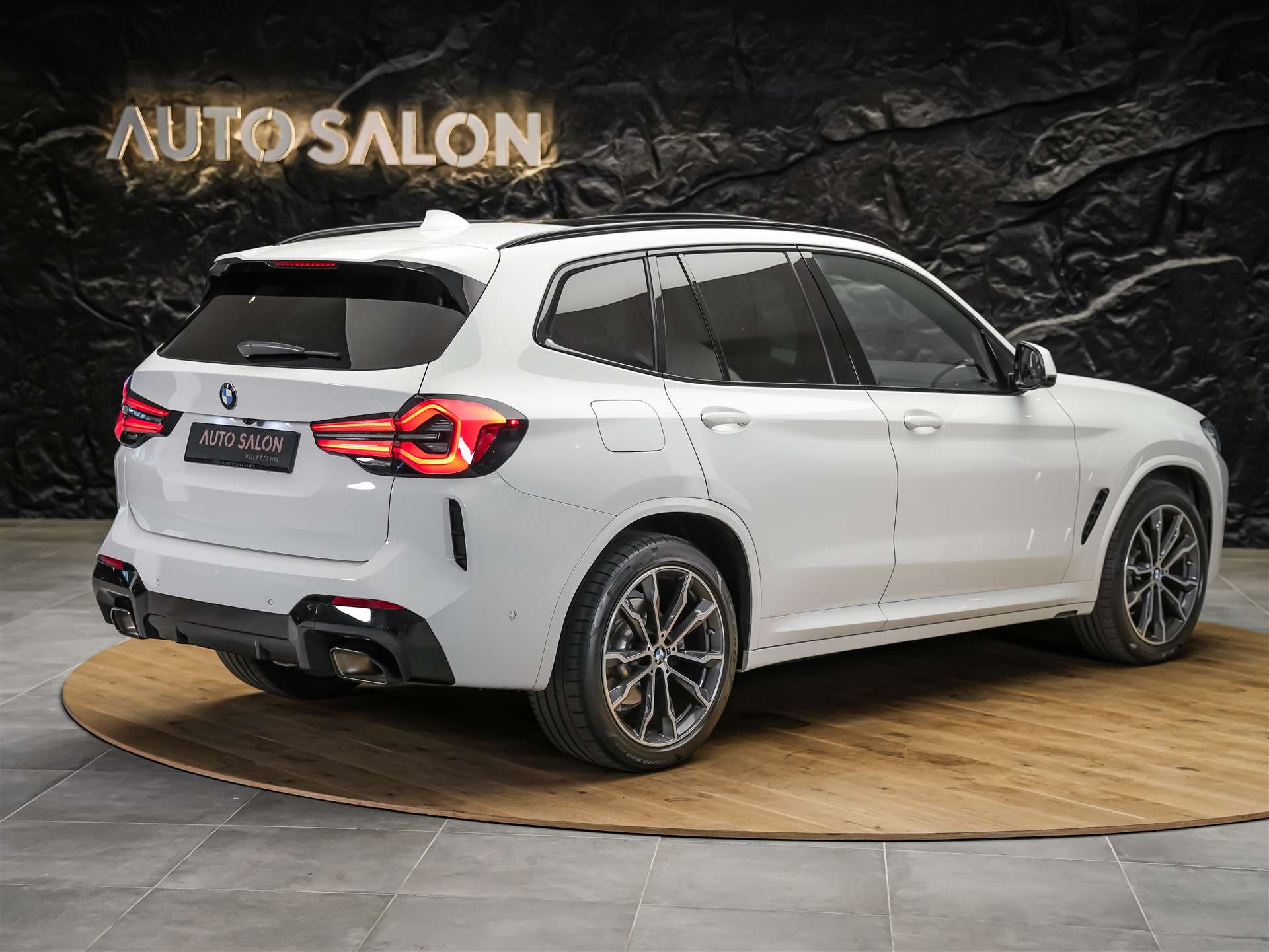 BMW X3 xDrive 20i M Sport *Facelift*Panorama*Laser*Leder Vernasca*-image-4