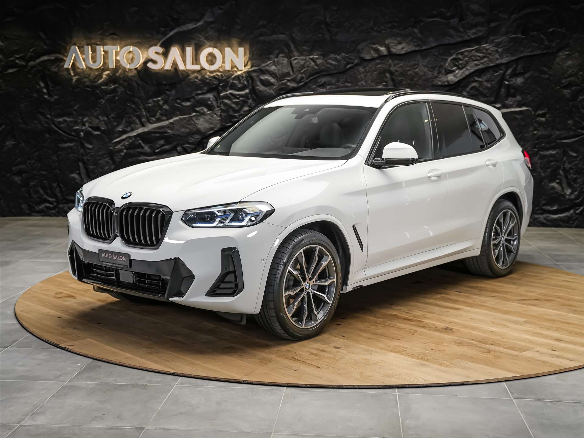 BMW X3 xDrive 20i M Sport *Facelift*Panorama*Laser*Leder Vernasca*-image-0