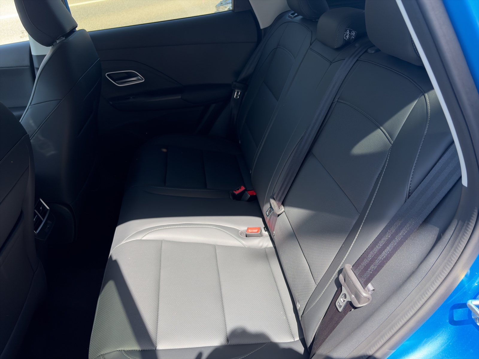 MG ZS 1.5 Hybrid+ Luxury-image-4