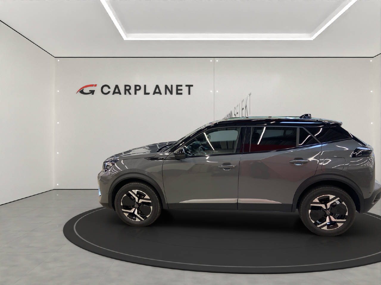 PEUGEOT 2008 1.2 PureTech 130 GT-image-1