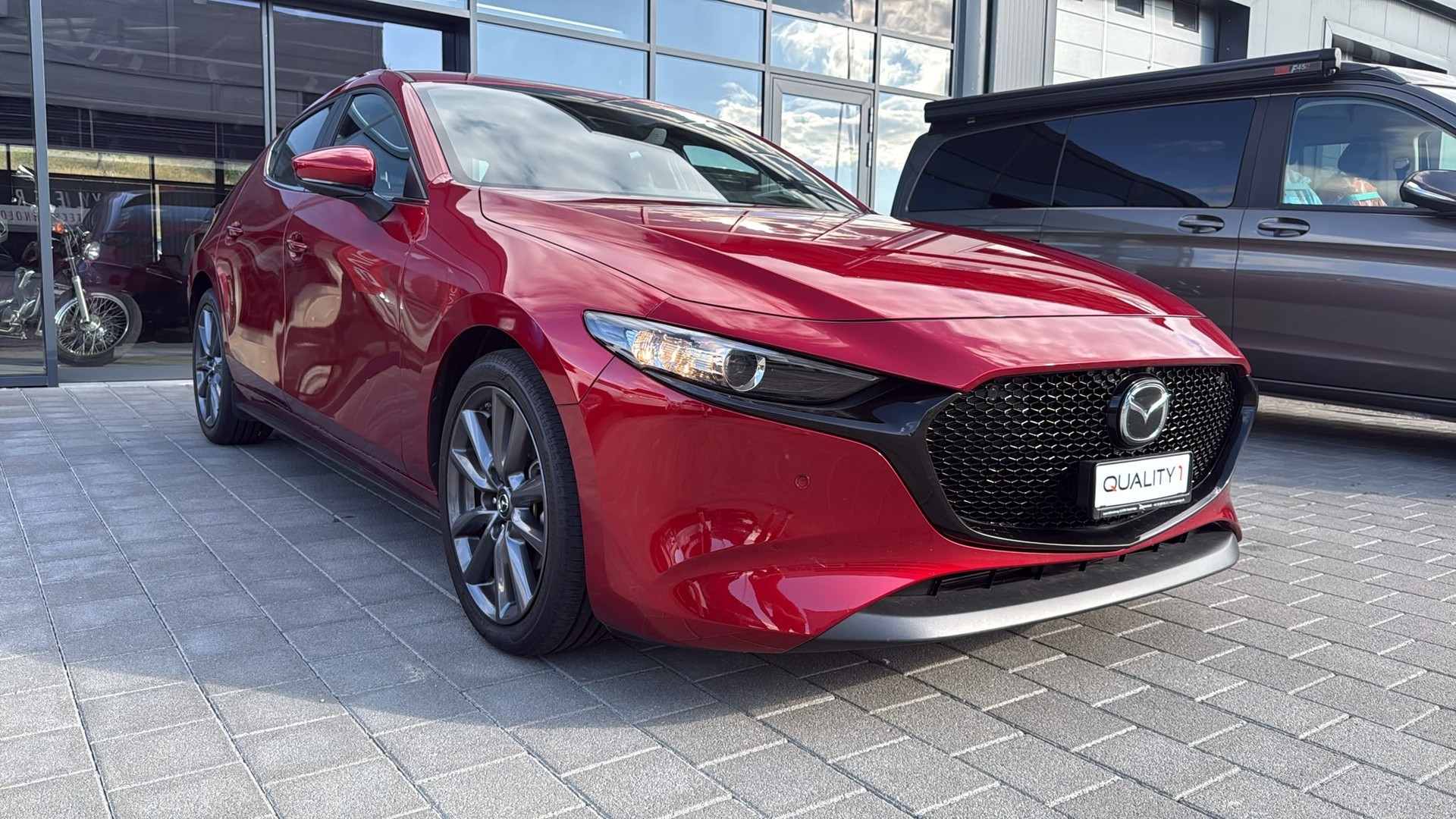 MAZDA 3 Hatchback SKYACTIV-X M Hybrid 180 Revolution-image-4