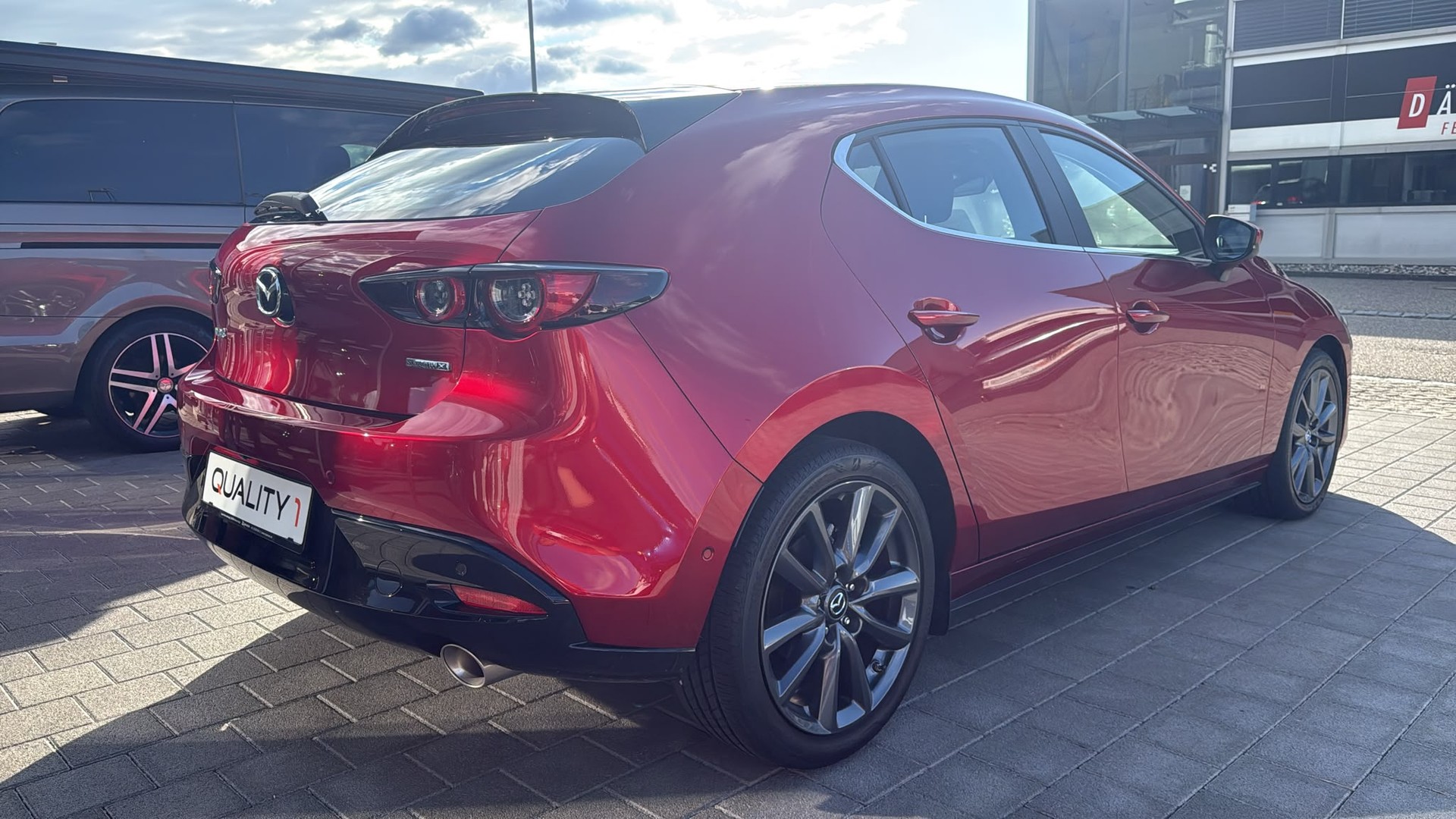MAZDA 3 Hatchback SKYACTIV-X M Hybrid 180 Revolution-image-9