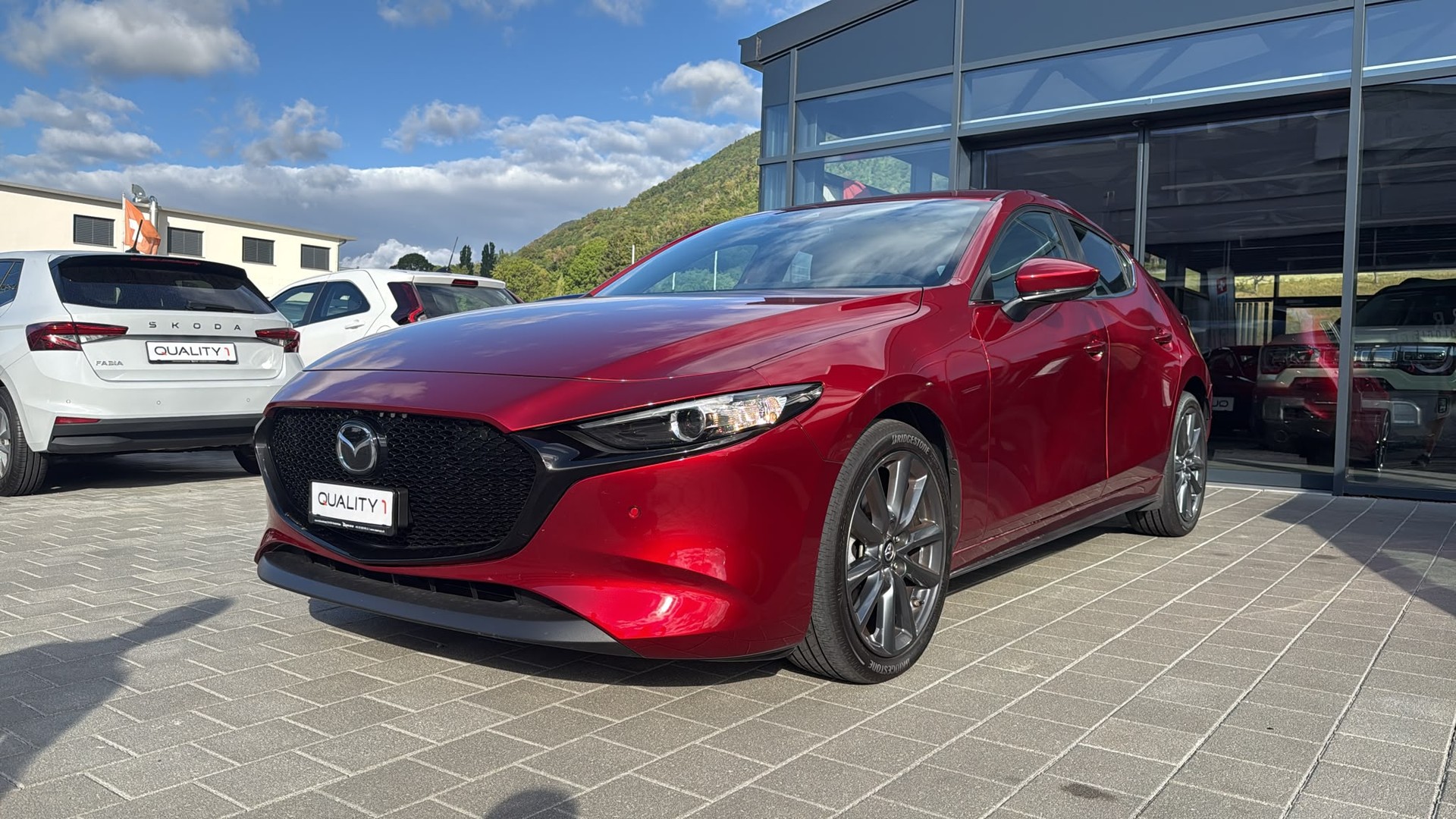 MAZDA 3 Hatchback SKYACTIV-X M Hybrid 180 Revolution-image-0