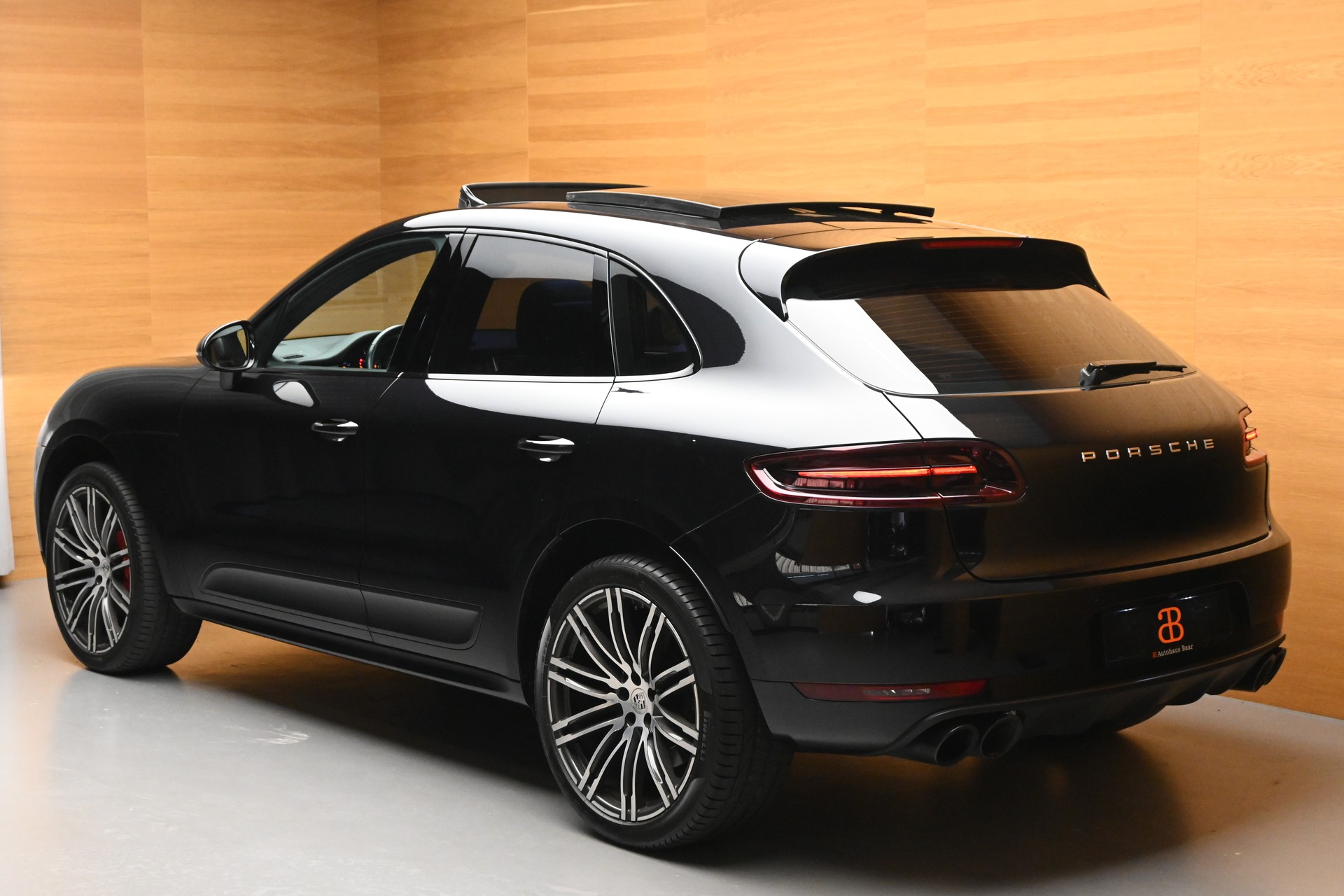 PORSCHE Macan 3.6 V6 Turbo-image-4