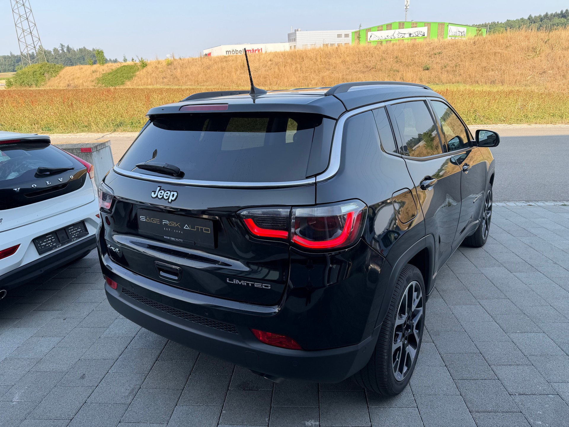 JEEP Compass 1.4 Turbo S AWD 9ATX-image-3