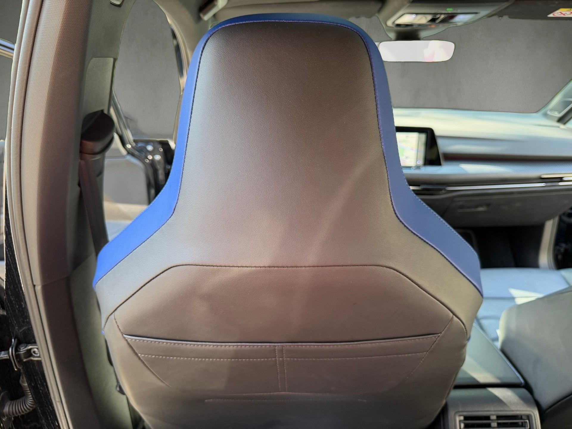 VW Golf 2.0 TSI R DSG 4Motion R Performance-image-13