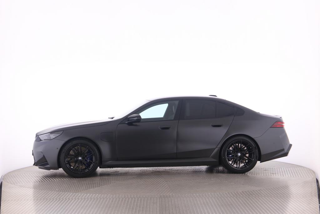 BMW M5 xDrive-image-23