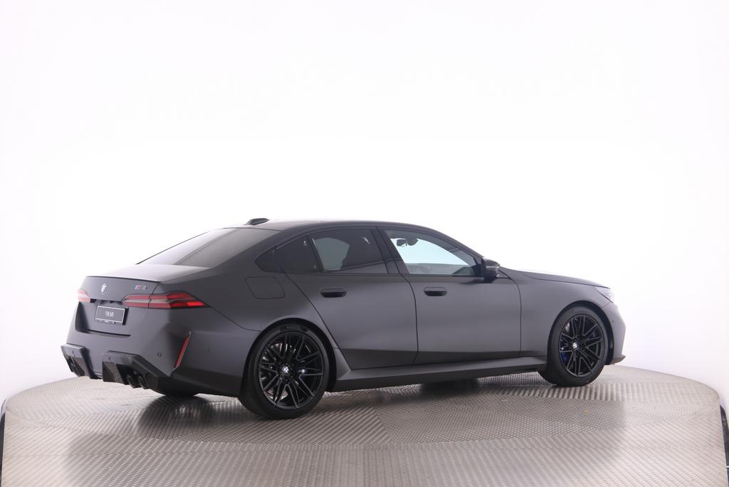 BMW M5 xDrive-image-15