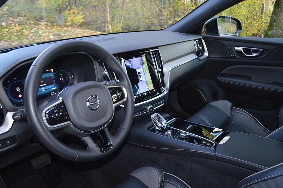 VOLVO V60 T8 eAWD Plug in Hybrid Polestar Geartronic I HEICO-image-5