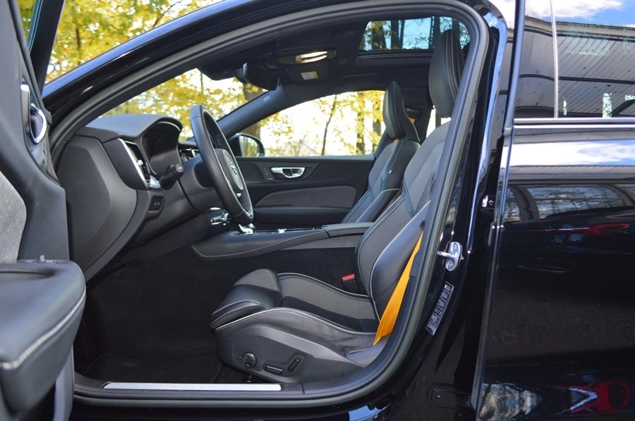 VOLVO V60 T8 eAWD Plug in Hybrid Polestar Geartronic I HEICO-image-4