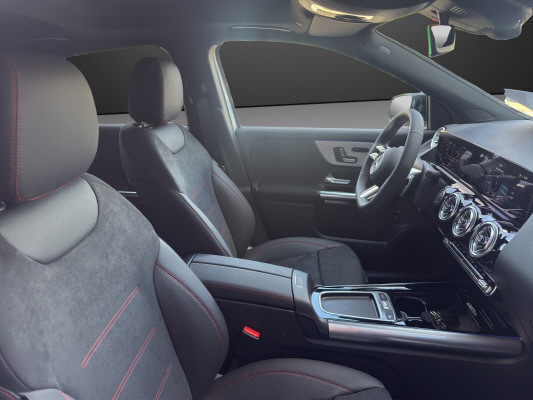 MERCEDES-BENZ GLA 200 Night Star 7G-D-image-7