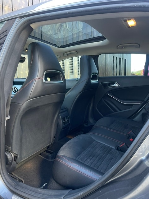 MERCEDES-BENZ CLA 200 AMG Line 7G-DCT-image-30