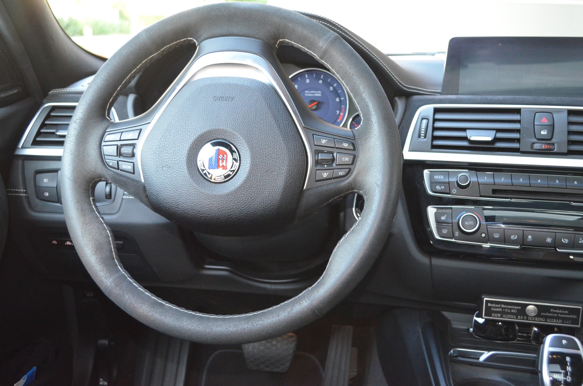 BMW-ALPINA 3.0 S Biturbo 4x4-image-7
