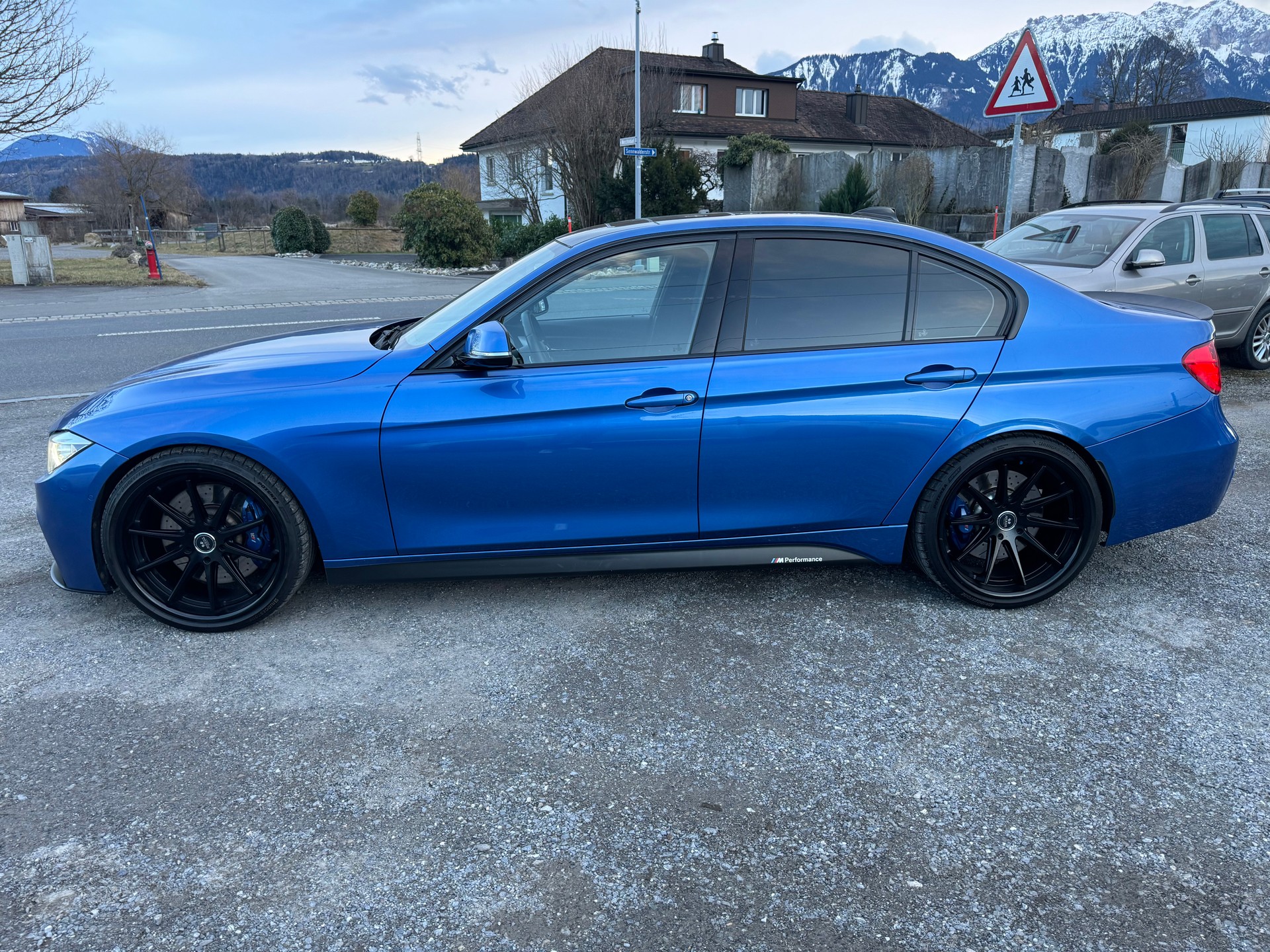 BMW 335i Modern Line Steptronic-image-1