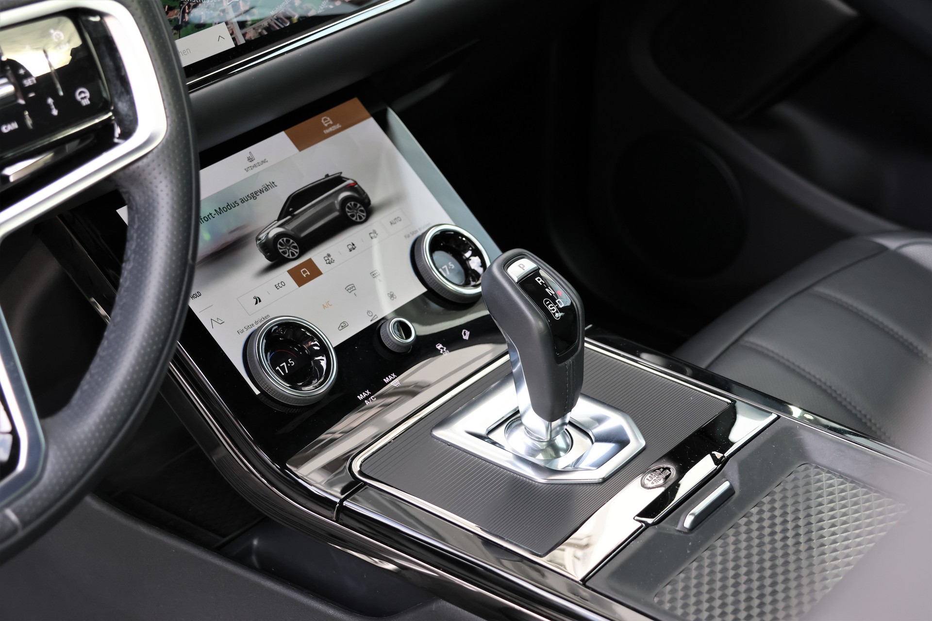 LAND ROVER Range Rover Evoque R-Dynamic P 250 AB AT9 (CH)-image-10