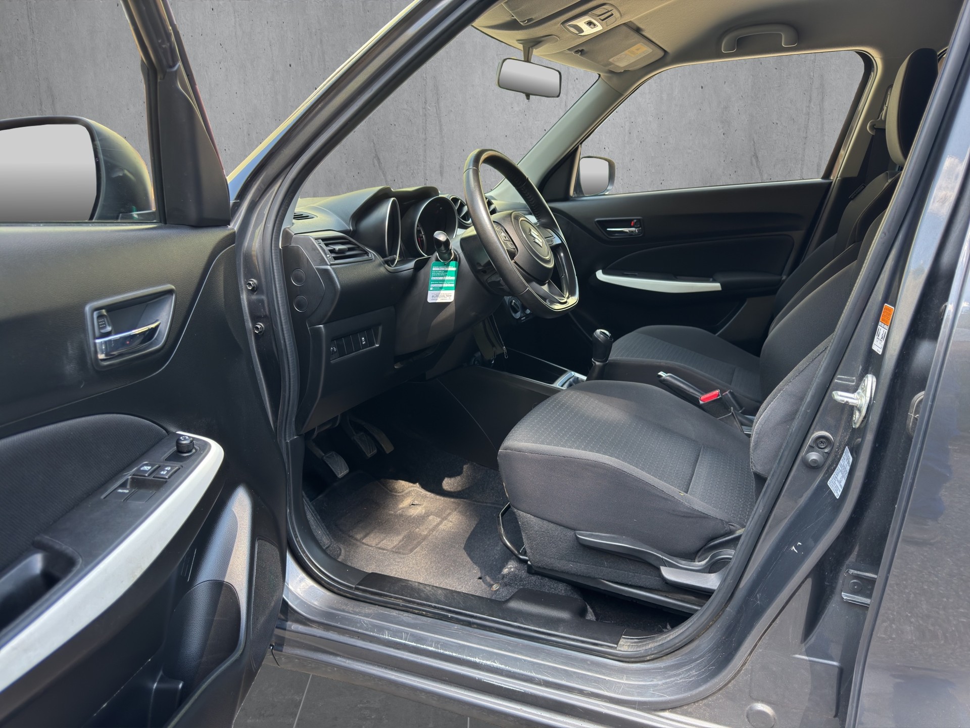 SUZUKI Swift 1.2i 16V Compact+ Allgrip 4x4-image-9