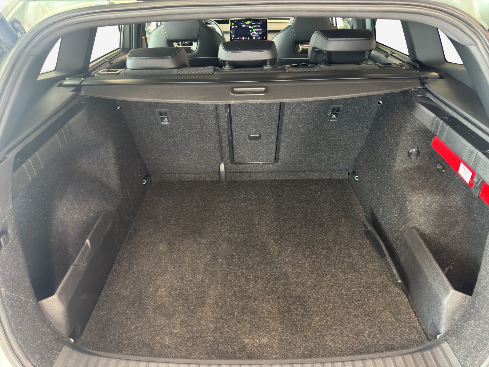 SKODA Enyaq iV 80x SportLine-image-13
