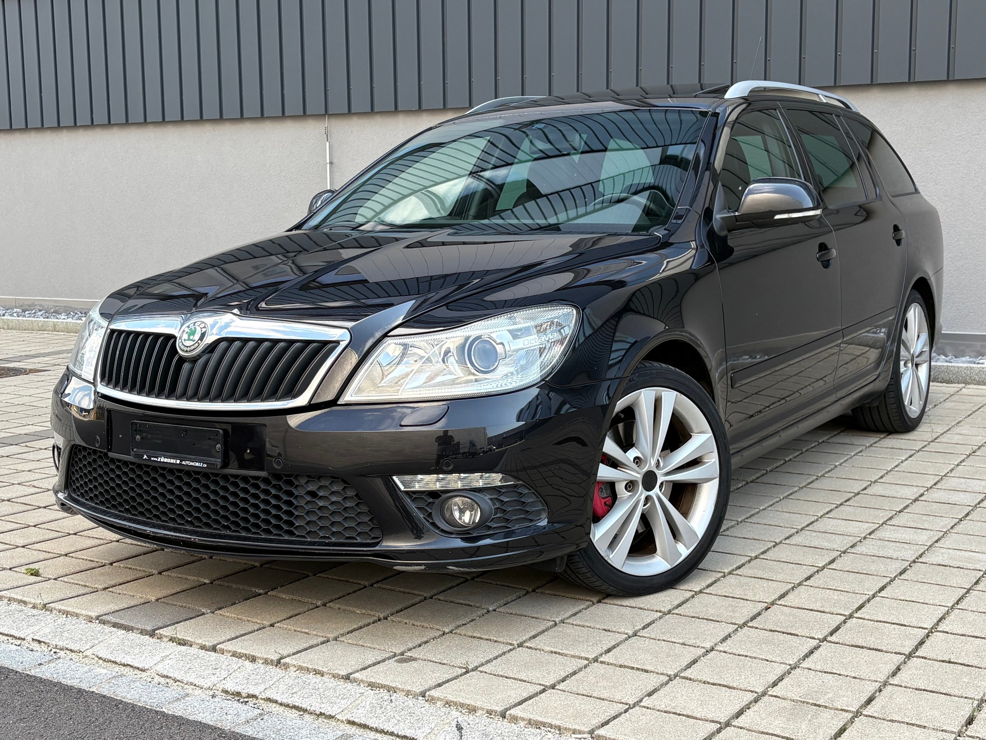 SKODA Octavia Combi 2.0 TSI RS DSG Frisch ab MFK und Service-image-0