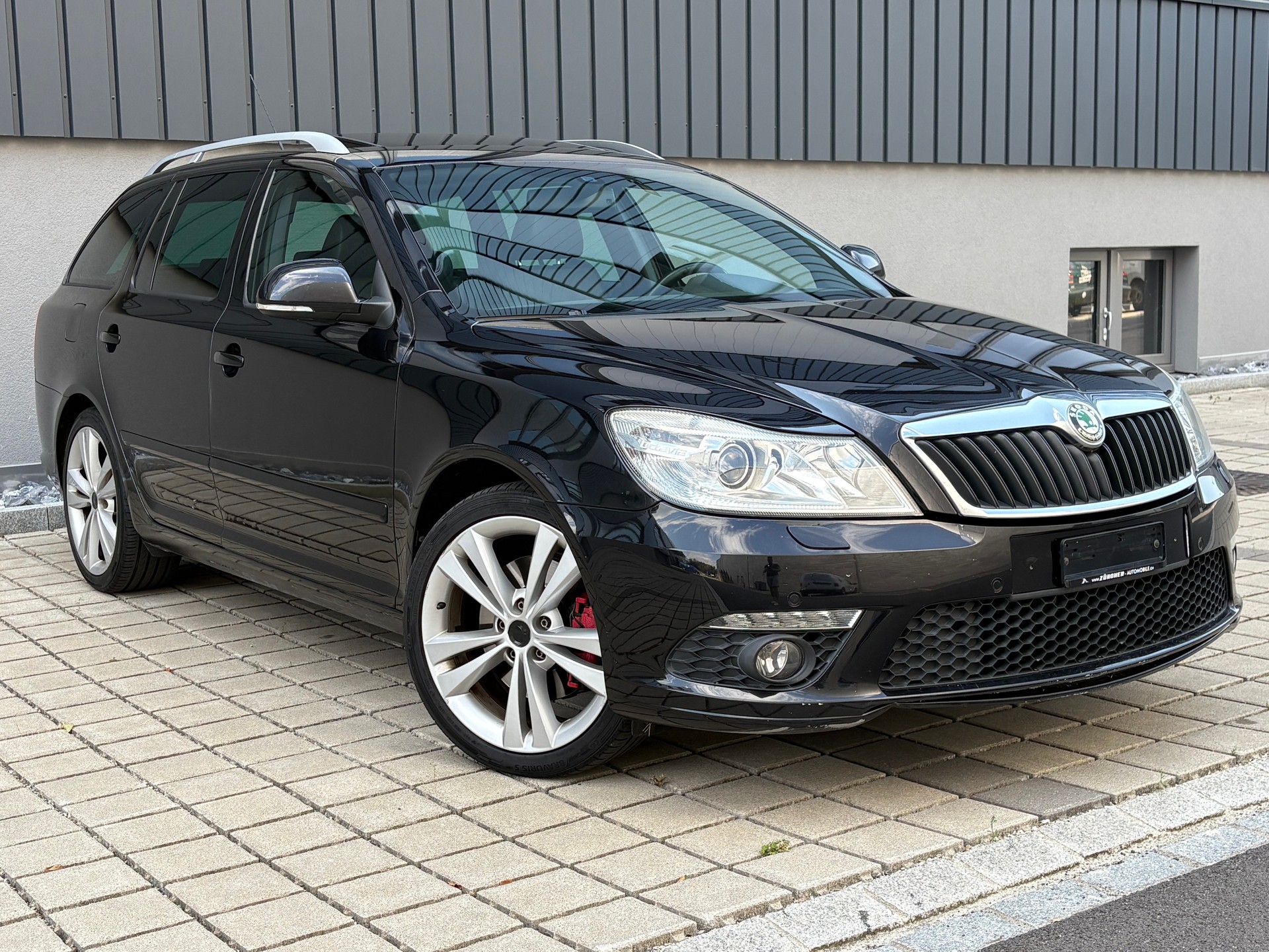 SKODA Octavia Combi 2.0 TSI RS DSG Frisch ab MFK und Service-image-2