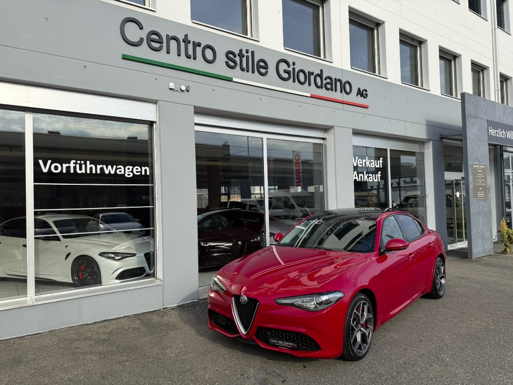 ALFA ROMEO Giulia 2.0 Veloce 280PS Q4 Sky-image-0